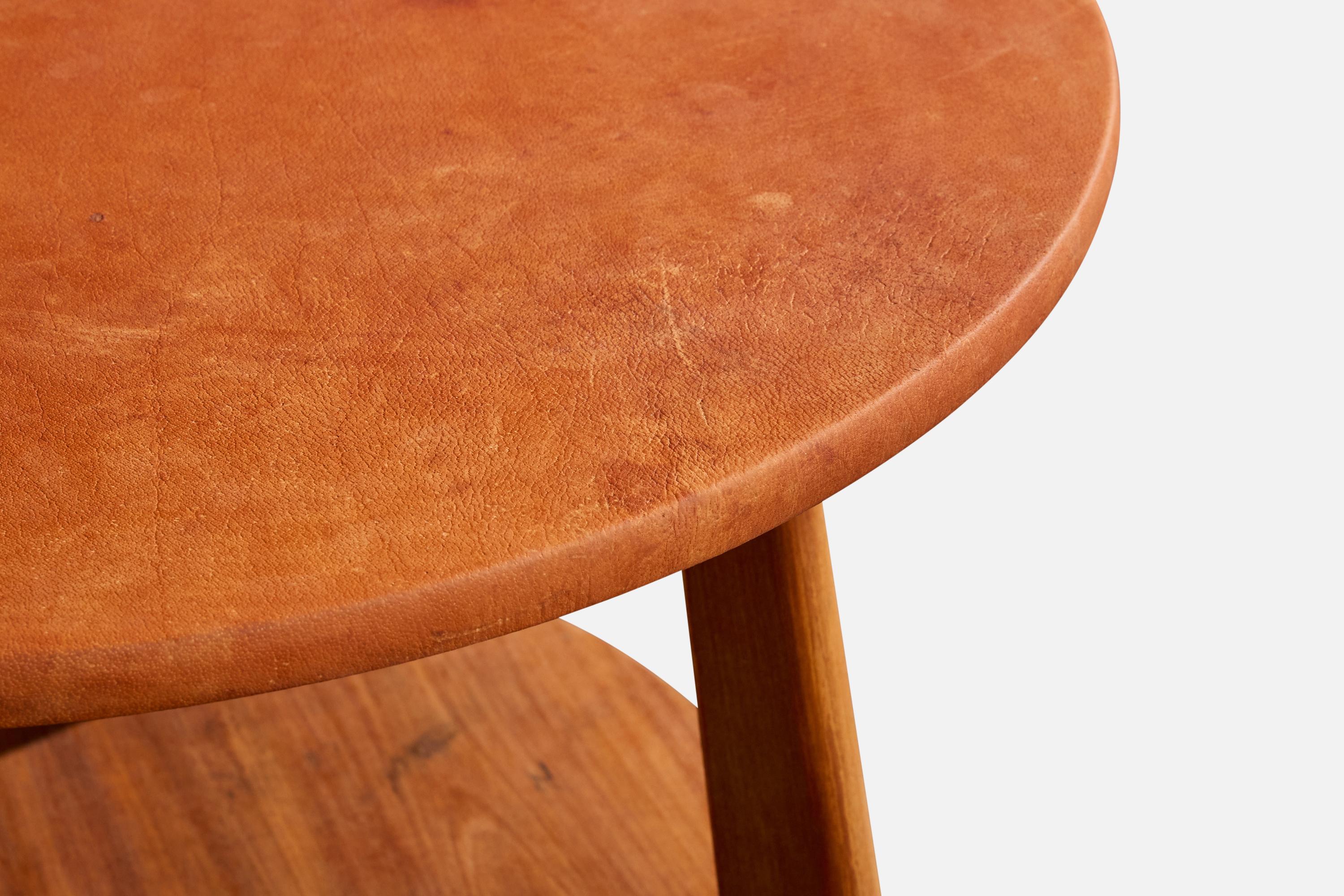 Otto Færge, Mesa baja, Roble, Cuero, Dinamarca, años 40 en venta 2