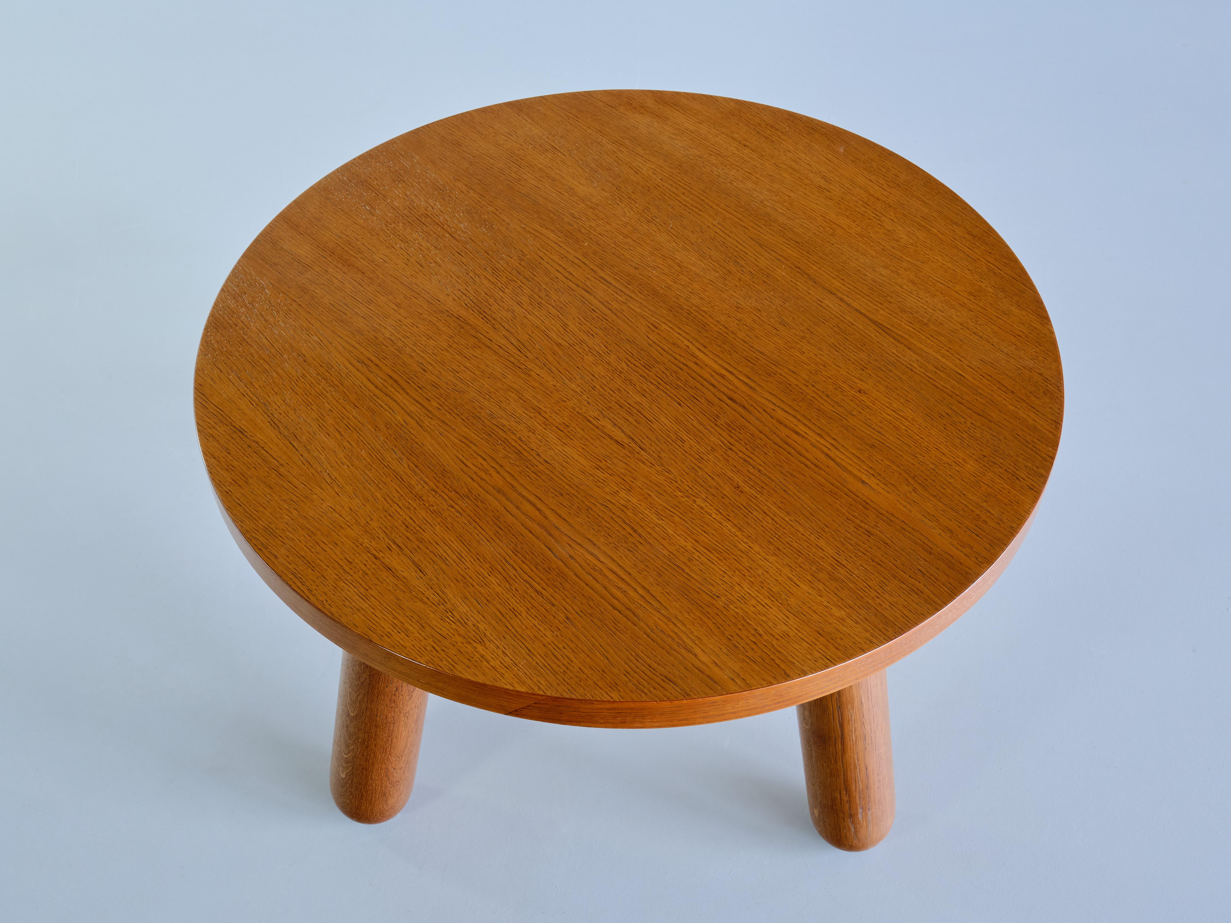 Table basse ronde en chêne Otto Frge, Danemark, années 1940 en vente 2