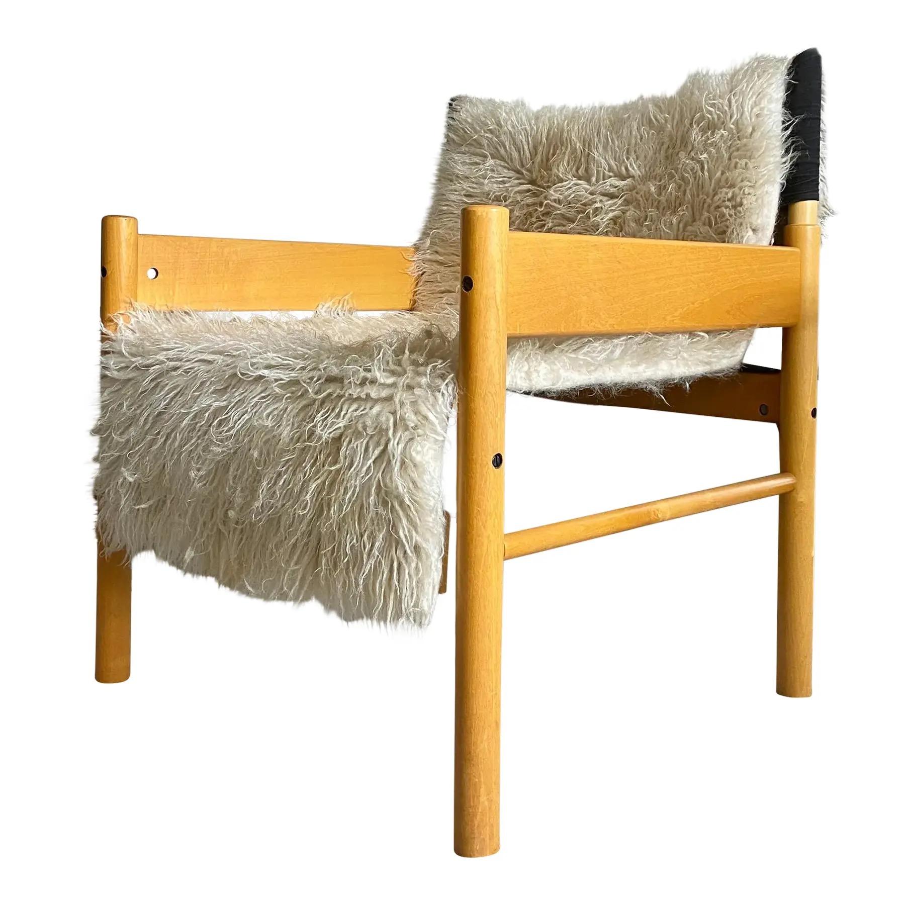 Otto Gerdau Minimalist Club Chair in Beech (Brazil) For Sale 4