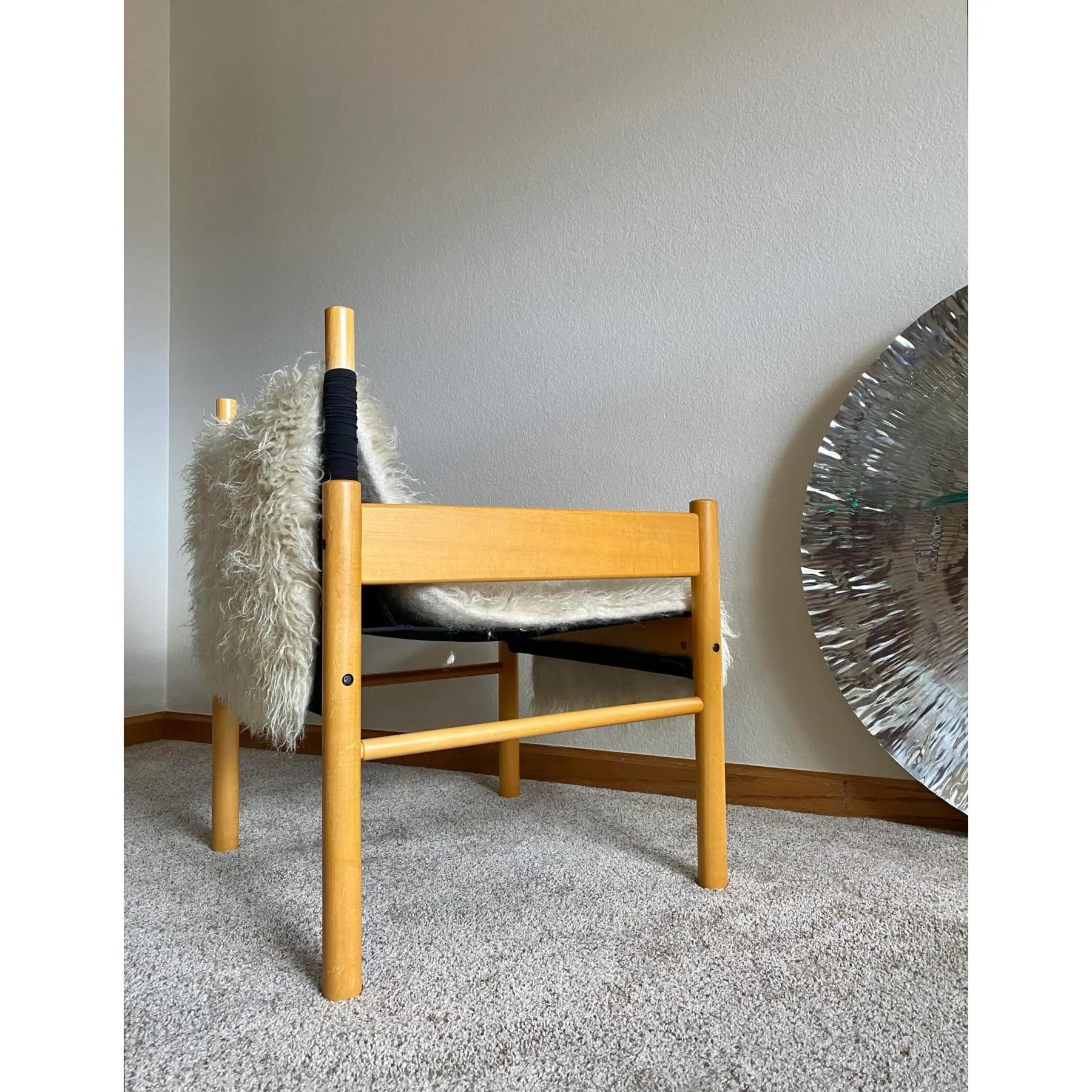 Brazilian Otto Gerdau Minimalist Club Chair in Beech (Brazil) For Sale
