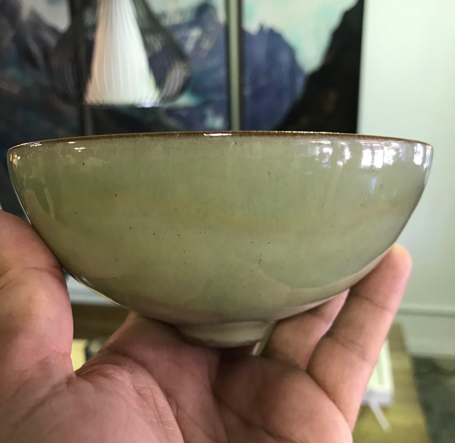 Otto & Gertrud Natzler Signed Lime Green Glazed Mid-Century Modern Footed Bowl 4