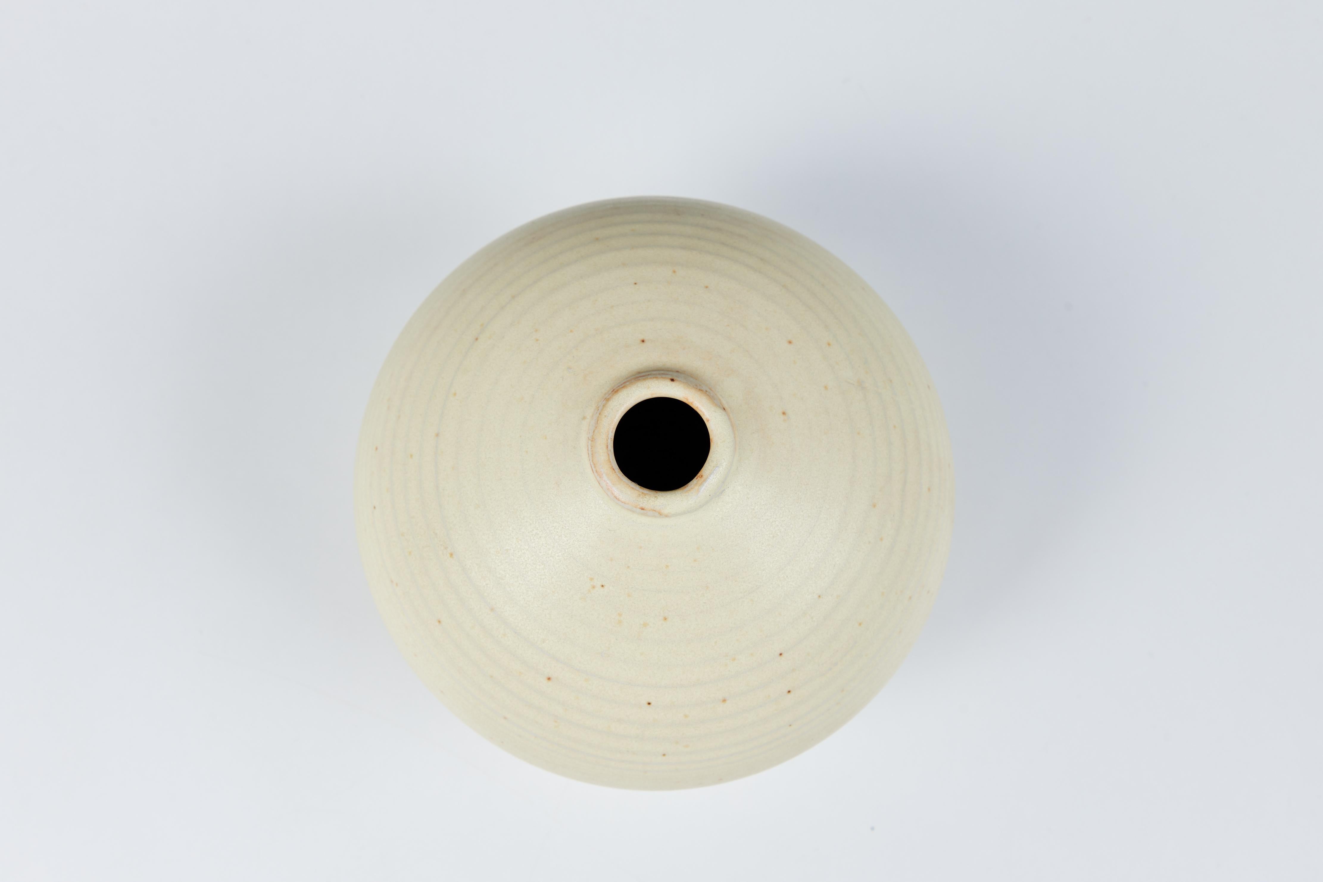 Smaltato Vaso di gemme in ceramica Otto Heino in vendita