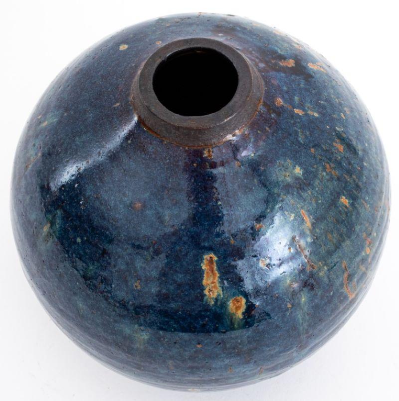 XX secolo Vaso ovale in gres di Otto Heino