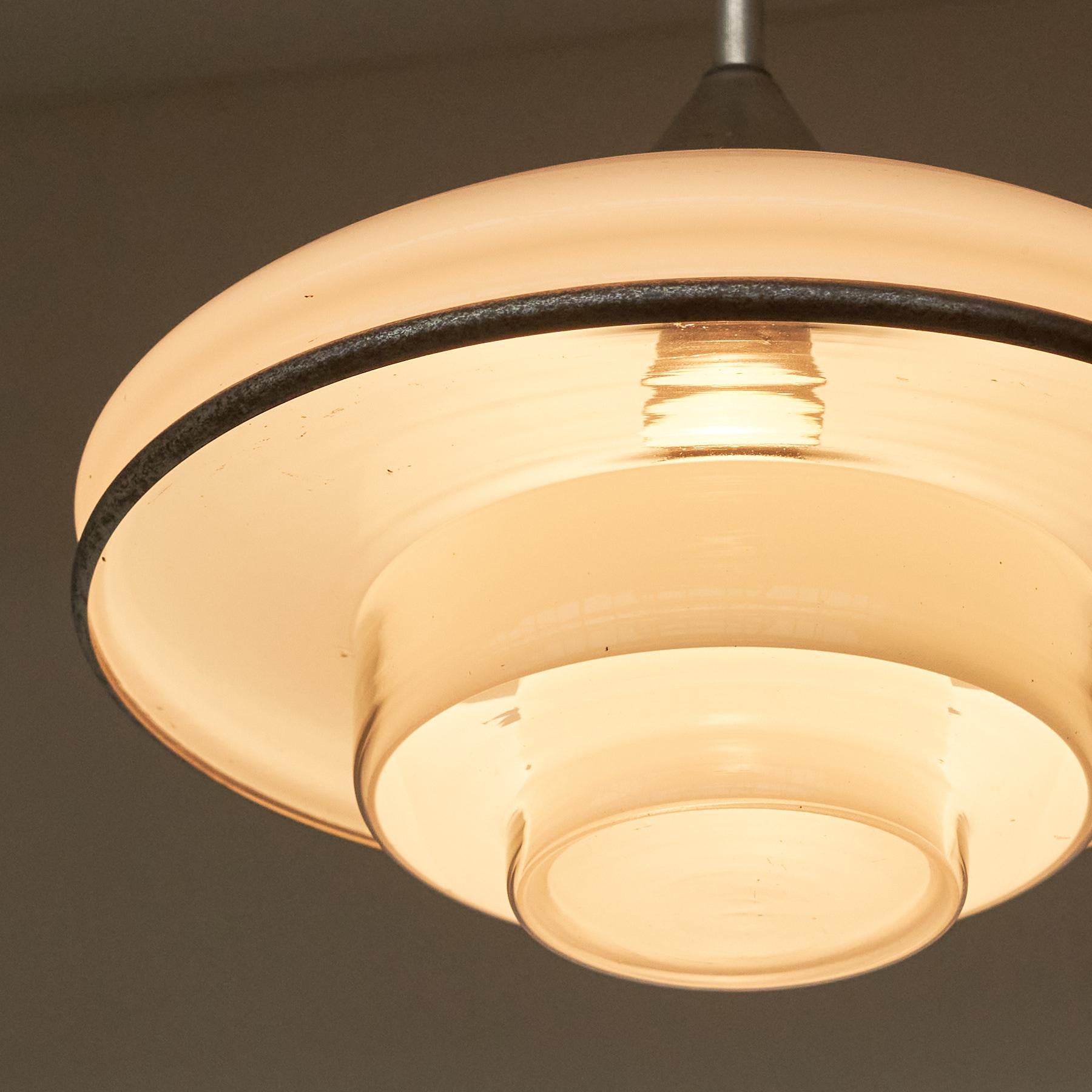 Allemand Otto Müller Pendentif Bauhaus 'P3' très original pour Sistrah 1931 en vente