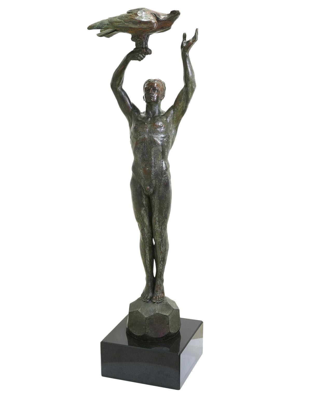 Large Early 20th Century Figurative Bronze Sculpture of a Youth Releasing an Eagle
Attributed to Otto Poertzel (1876–1963), Germany
This striking early 20th-century figurative bronze sculpture presents an impressive portrayal of a youthful nude