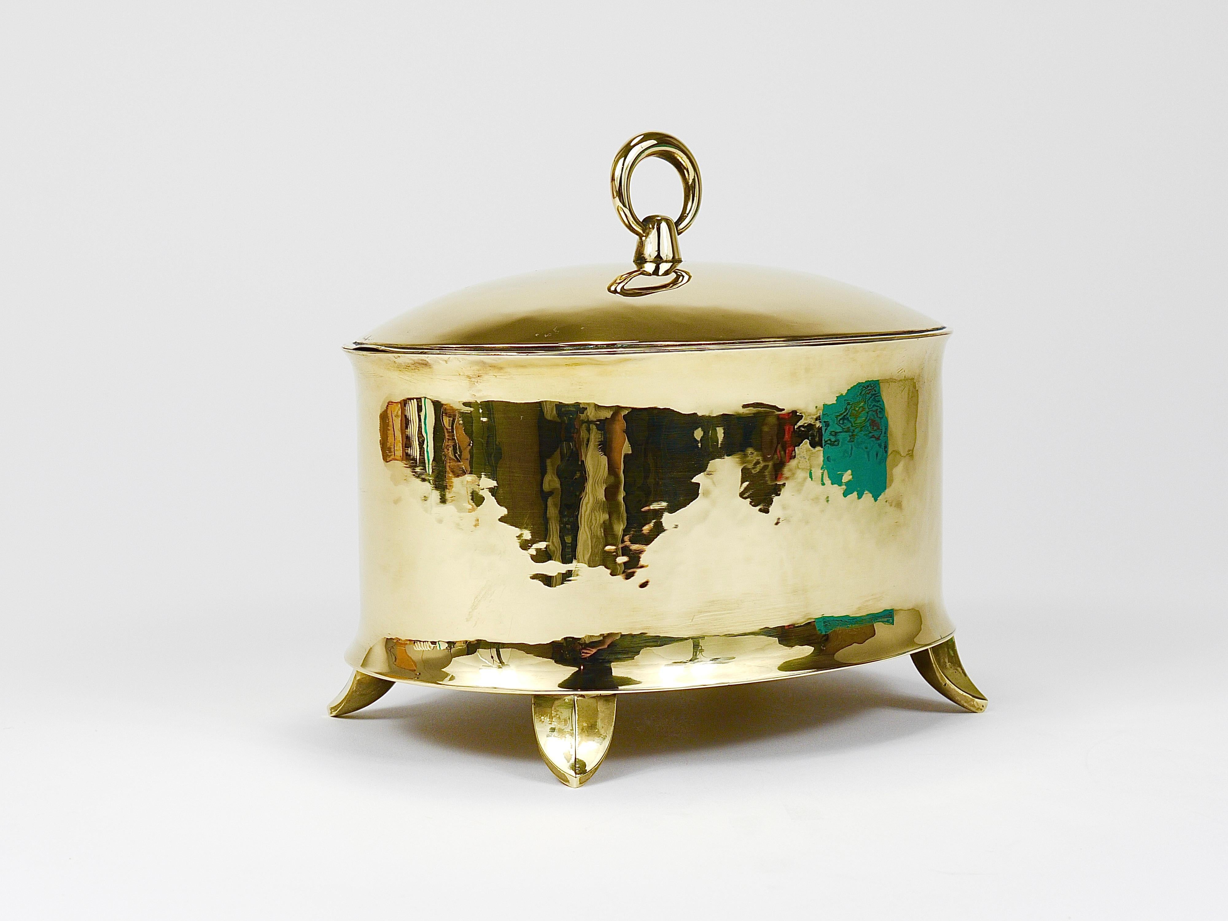 Laiton Bol avec couvercle Art Nouveau Otto Prutscher, Melzer & Neuhardt, années 1920 en vente