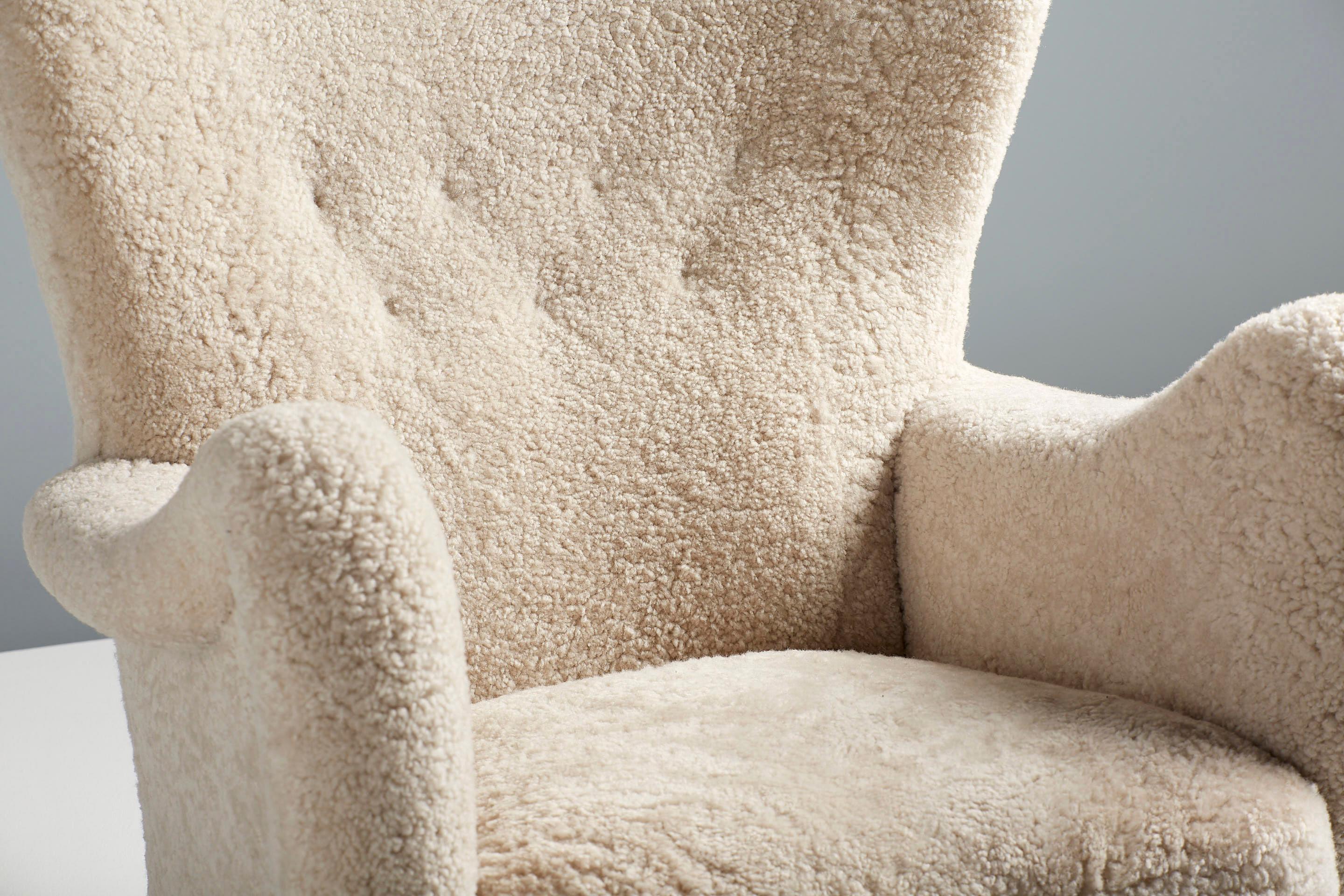 Otto Schulz 1940s Sheepskin Swedish Wing Chair For Sale 1