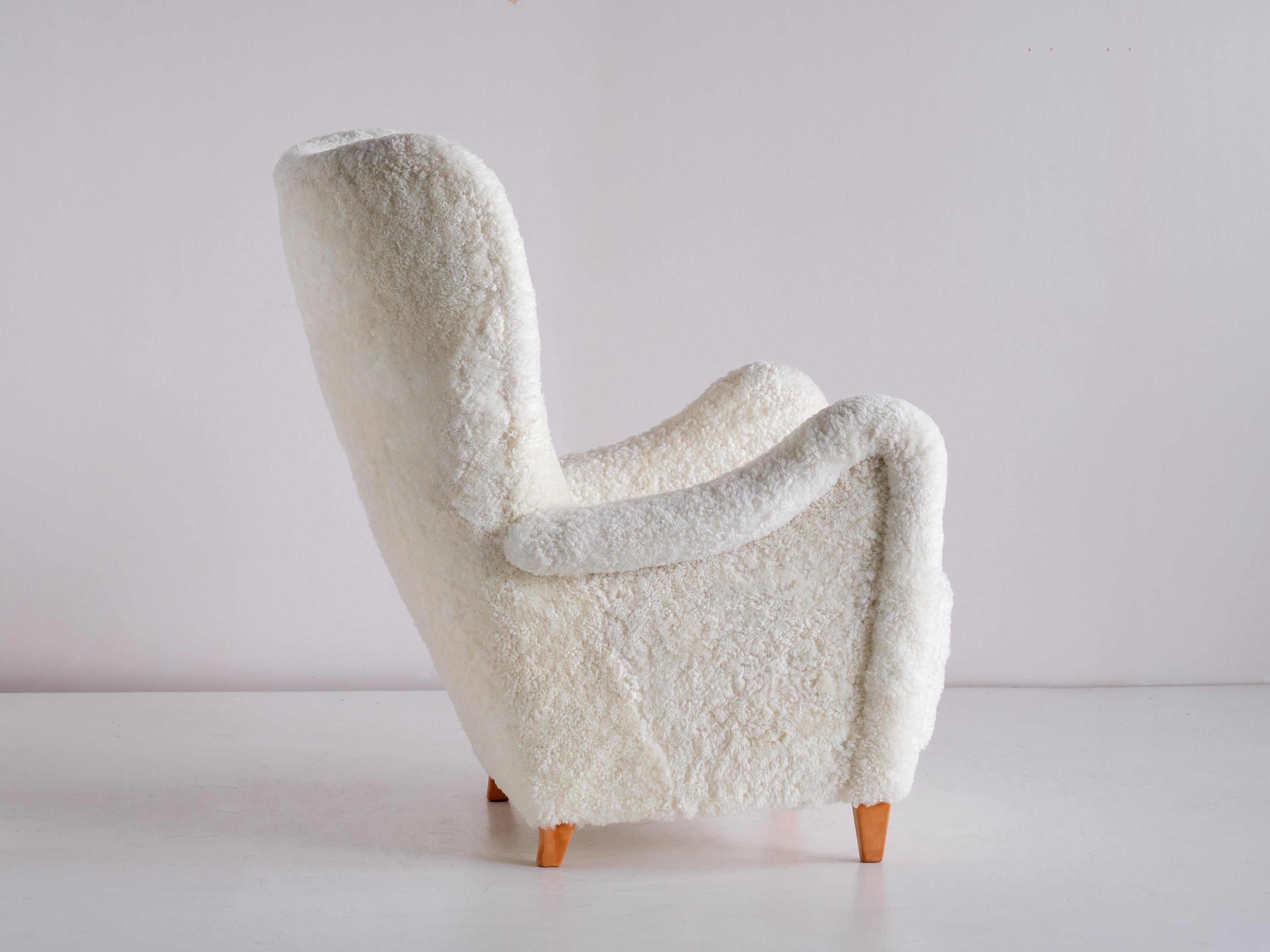 Cuir Fauteuil Otto Schulz en peau de mouton blanche et hêtre, Boet, Suède, années 1940 en vente