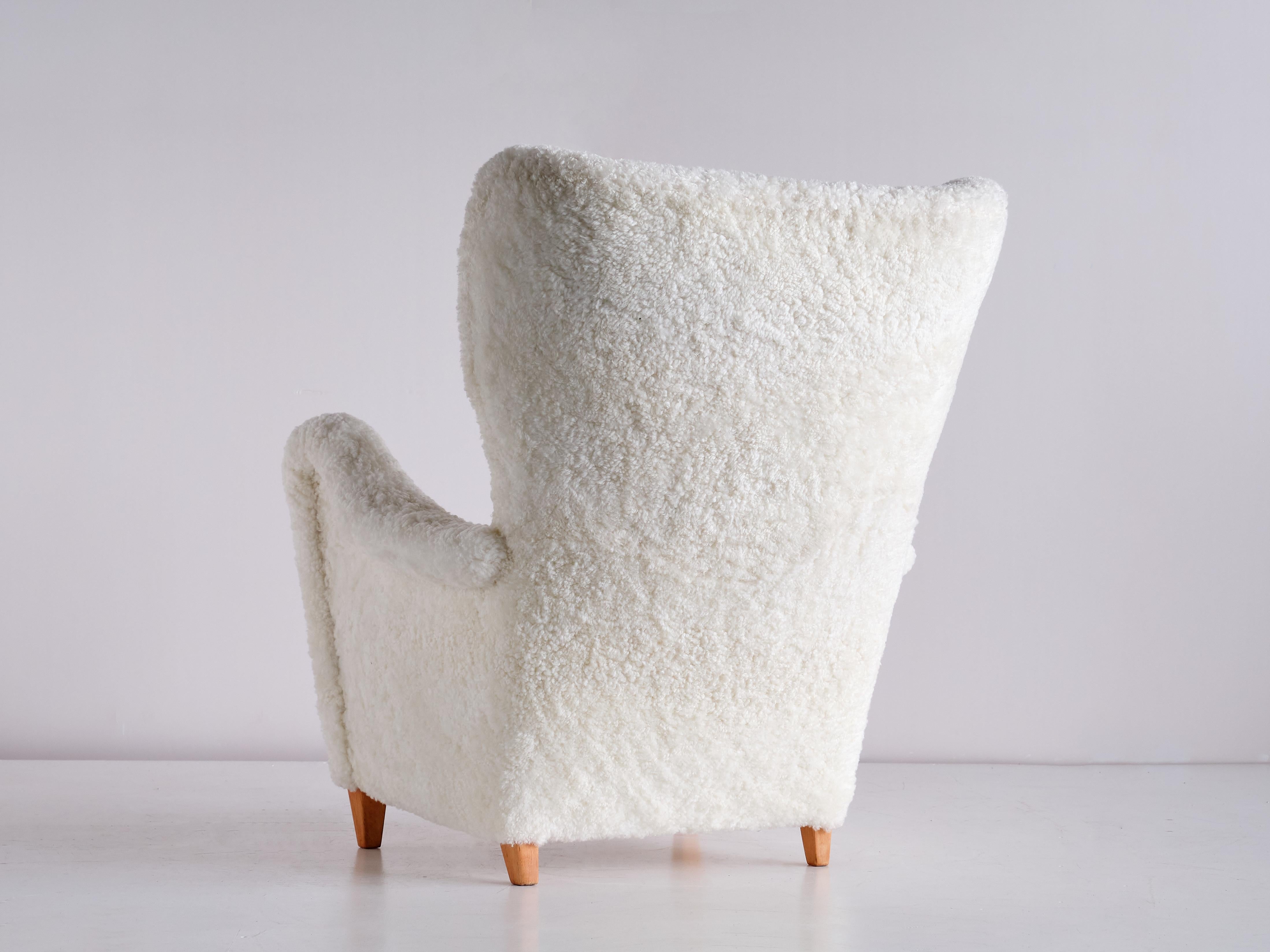 Otto Schulz Armchair in White Sheepskin and Beech, Boet, Sweden, 1940s For Sale 1