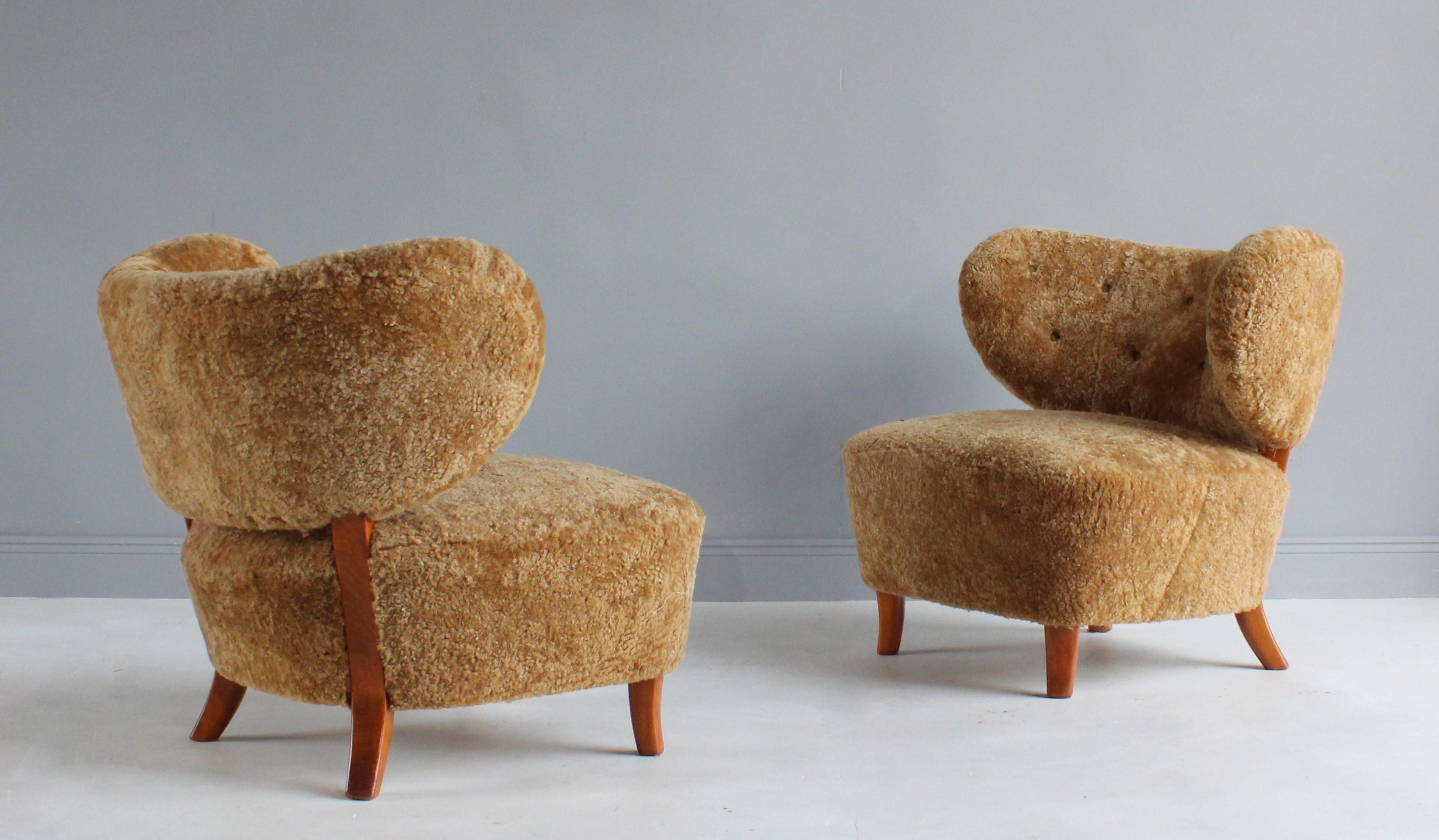 Otto Schulz 'Attributed, ' Modernist Lounge Chairs, Sheepskin, Beech, 1940s In Excellent Condition In High Point, NC