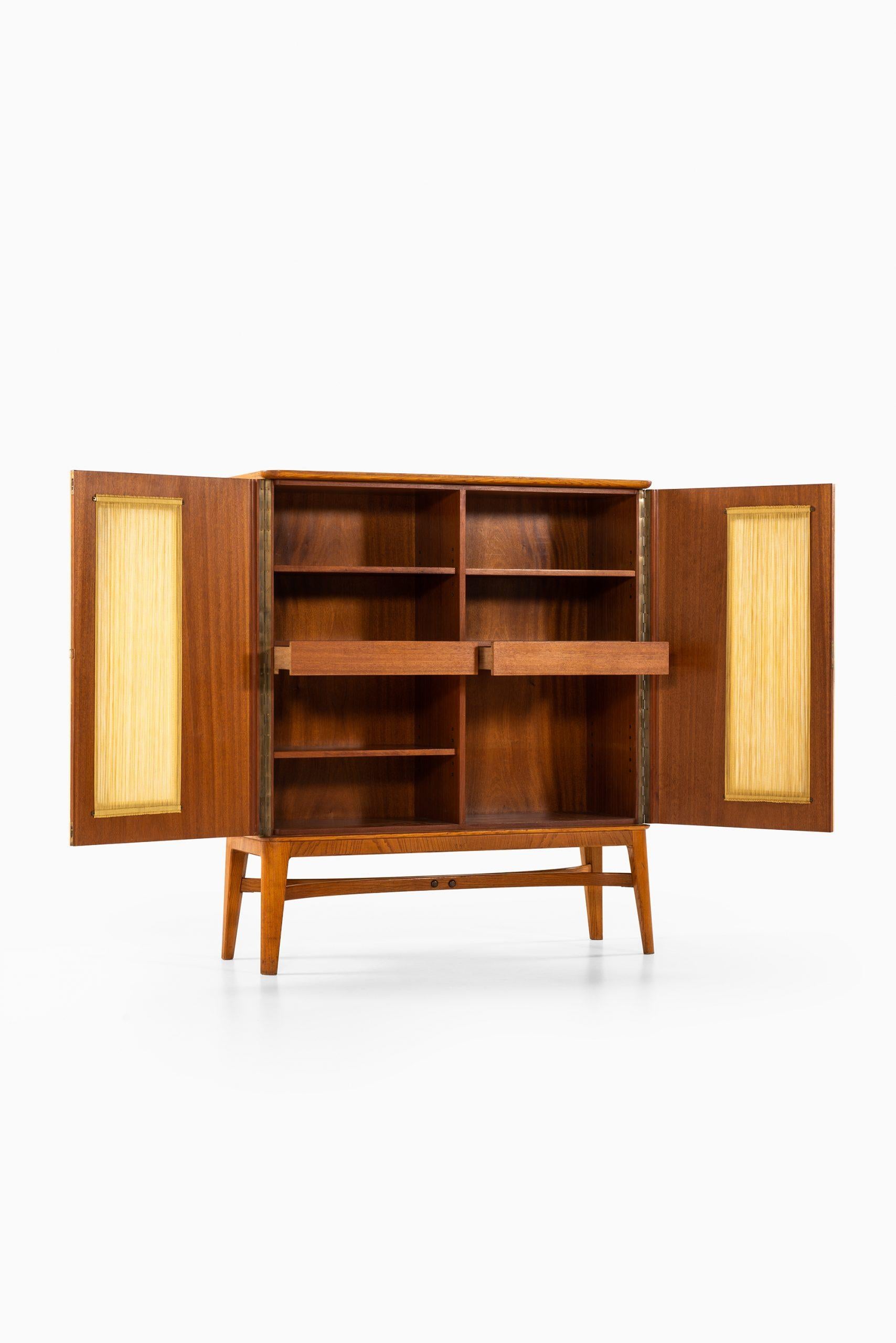 Otto Schulz Cabinet Produced by Boet in Sweden In Good Condition For Sale In Limhamn, Skåne län