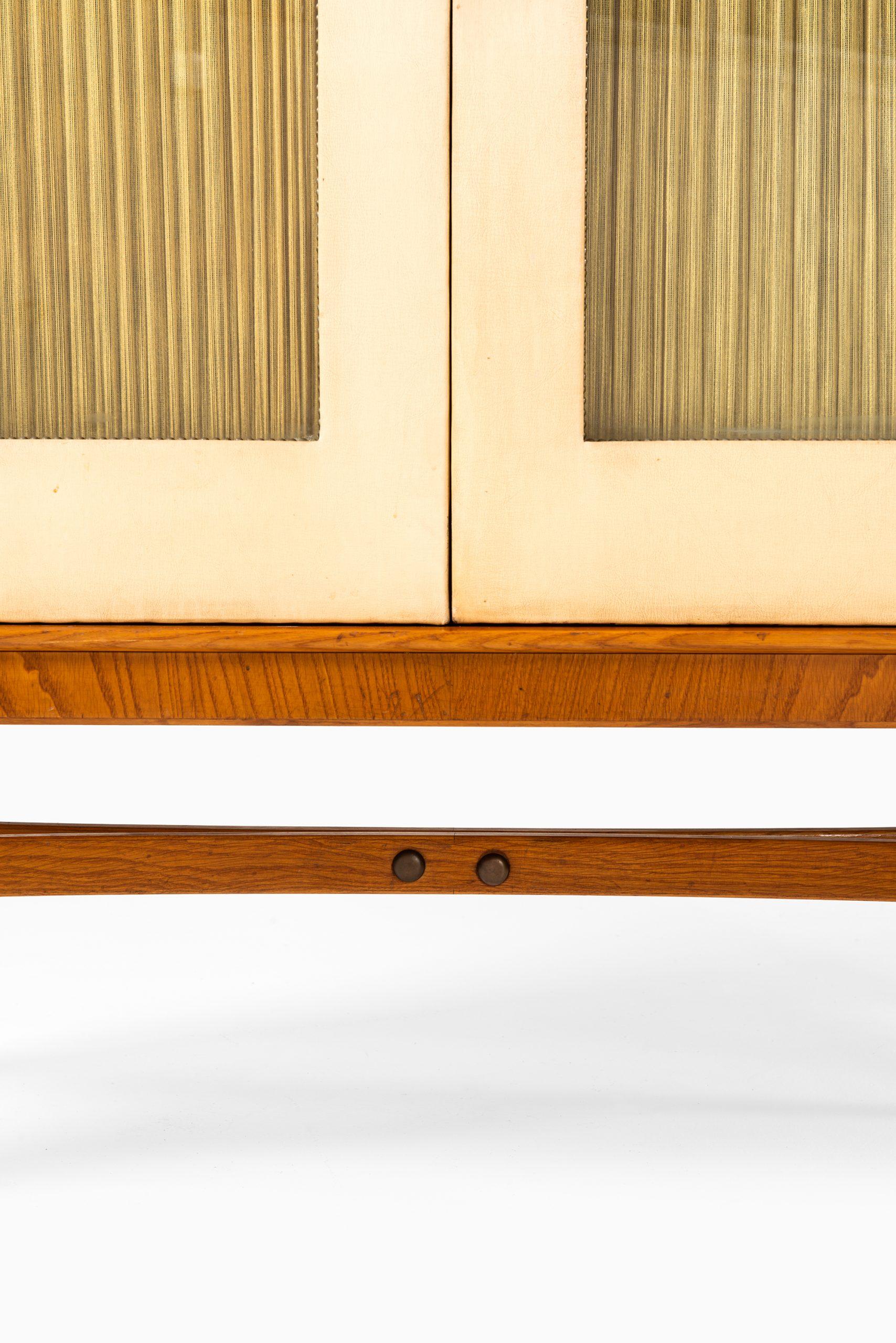 Mid-20th Century Otto Schulz Cabinet Produced by Boet in Sweden For Sale