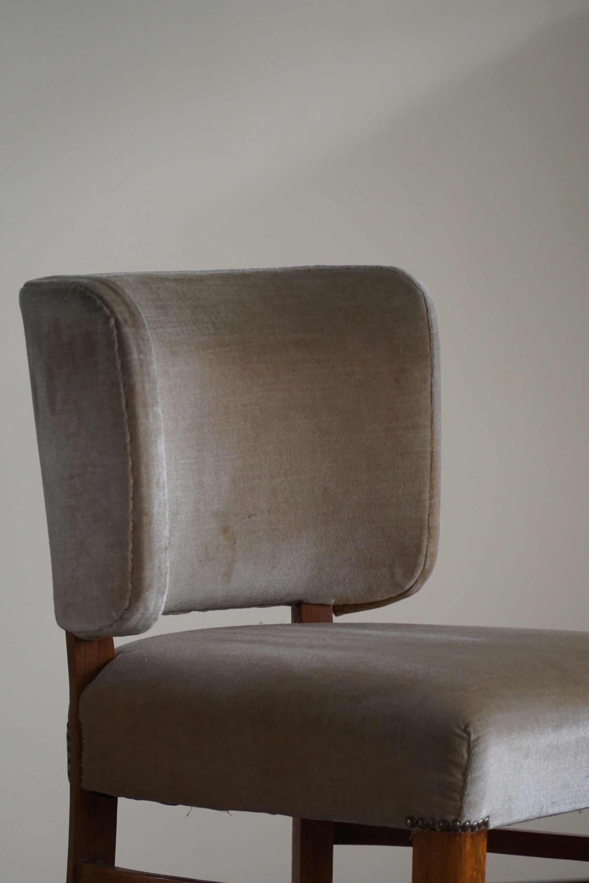 Otto Schulz, Dining Chair in Solid Oak, Upholstered in Velvet, Swedish Modern In Good Condition In Odense, DK