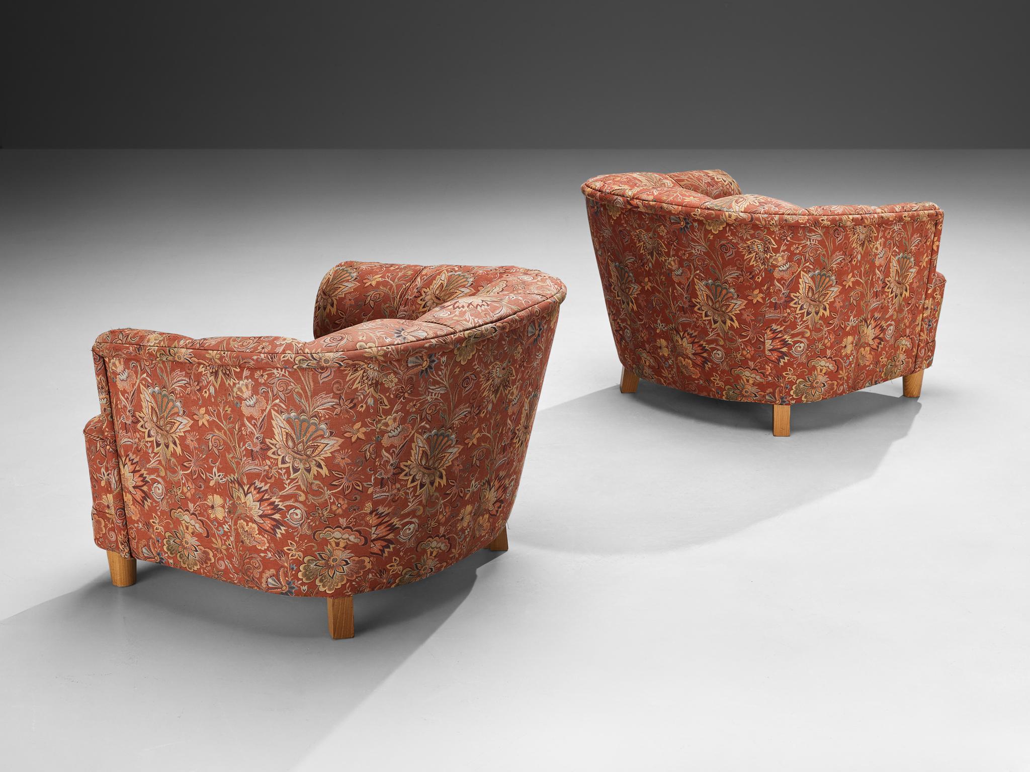 Scandinavian Modern Otto Schulz for Boet Pair of Lounge Chairs in Floral Upholstery