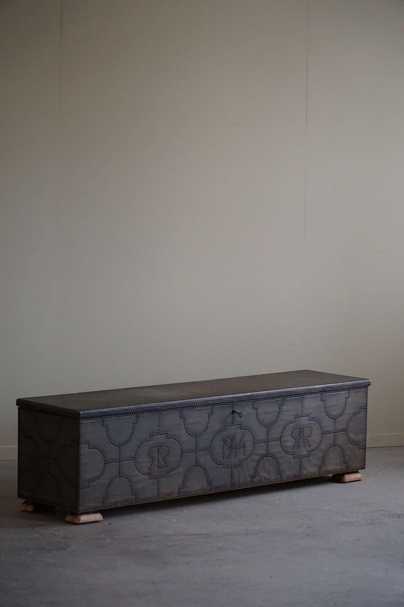 Mid-Century Modern Otto Schulz for BOET, Rare Art Deco Chest/Bench made in 1944, Swedish Modern