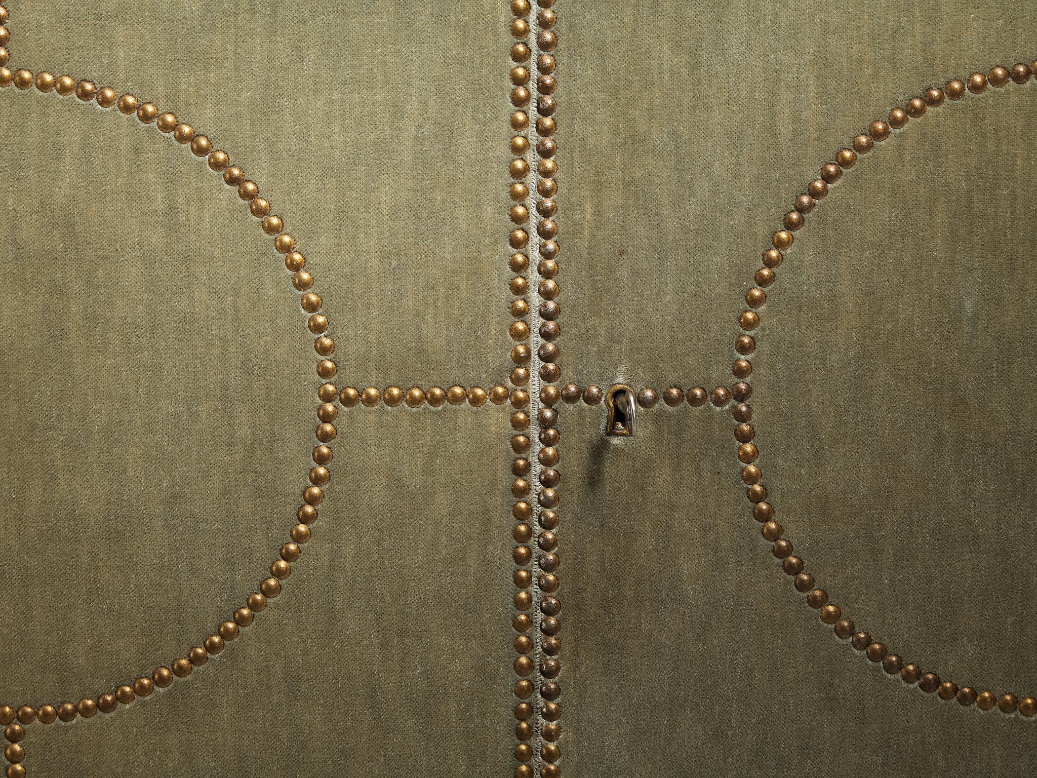 Scandinavo moderno Otto Schulz per Boet Armadio raro in velluto di Sage, betulla e chiodi d'ottone in vendita