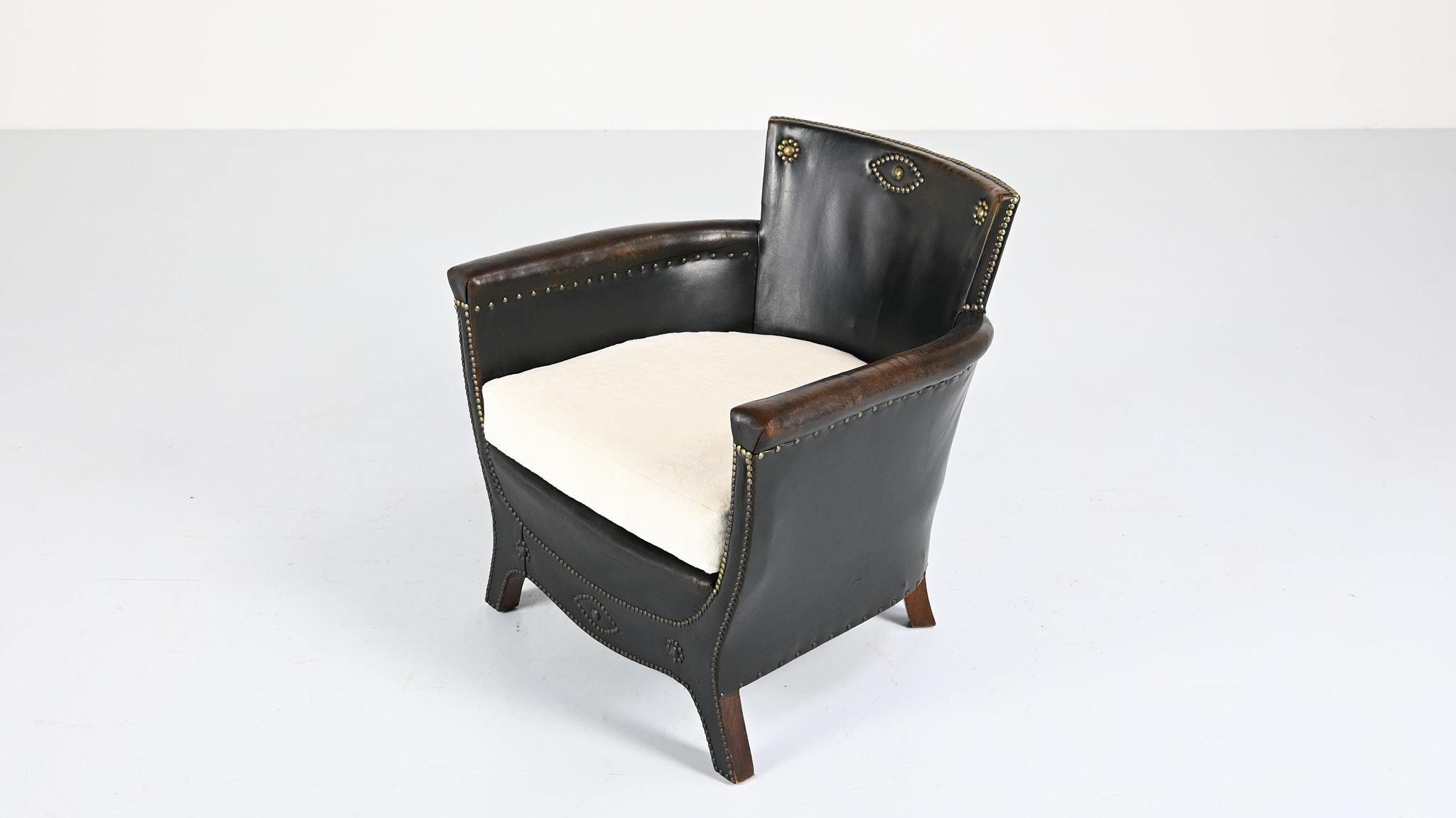 Mid-20th Century Otto Schulz, Leather Lounge Chair for Boet, Sweden, C.1940