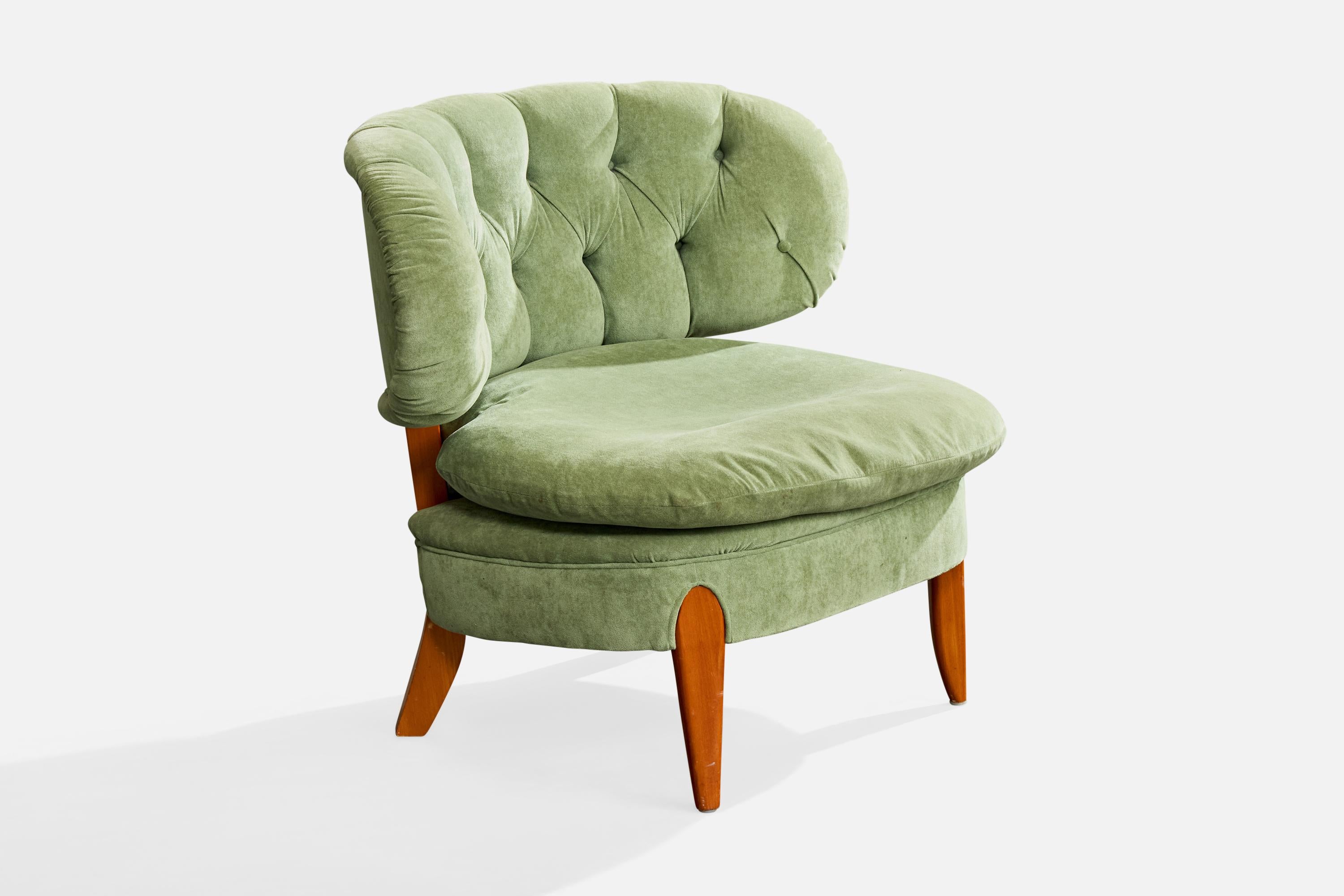 Sedia da salotto o pantofola in legno e tessuto verde disegnata da Otto Schulz e prodotta da Boet, Svezia, anni '40 circa.

Lievi graffi su gambe e piedi.

Il tessuto presenta segni di usura.

I bottoni del ciuffo agli angoli inferiori dello