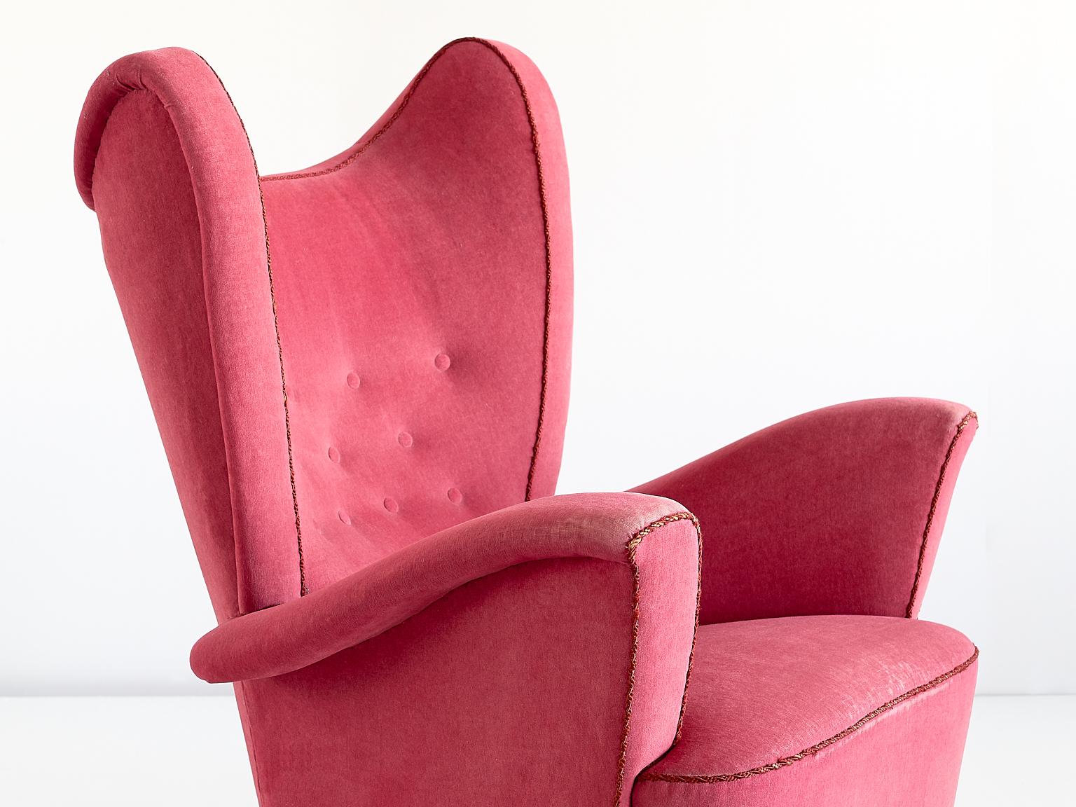 Mid-20th Century Otto Schulz Wingback Armchair for Boet, Sweden, Late 1940s