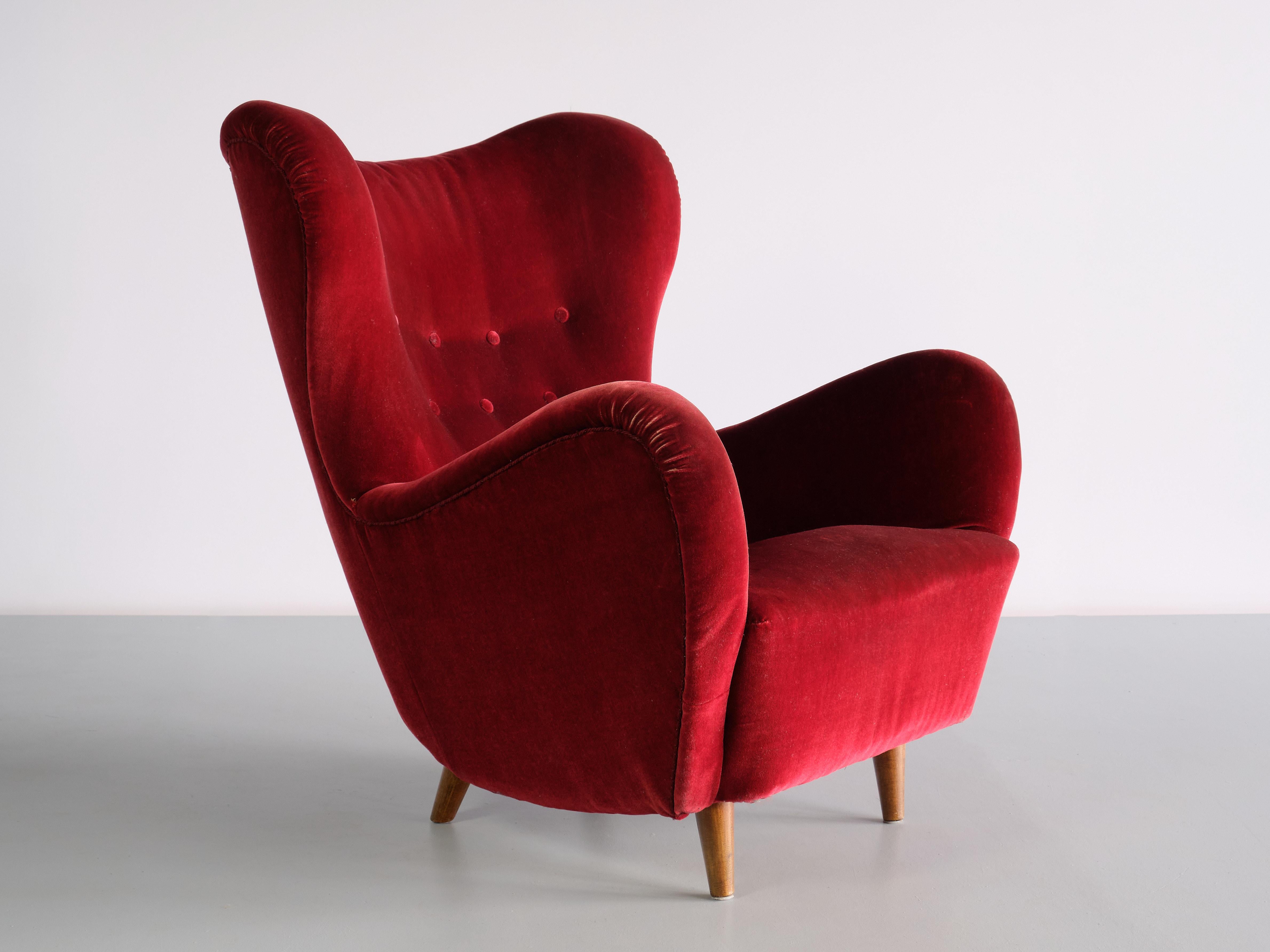 Otto Schulz Wingback Chair in Red Velvet and Beech, Boet, Sweden, 1946 3