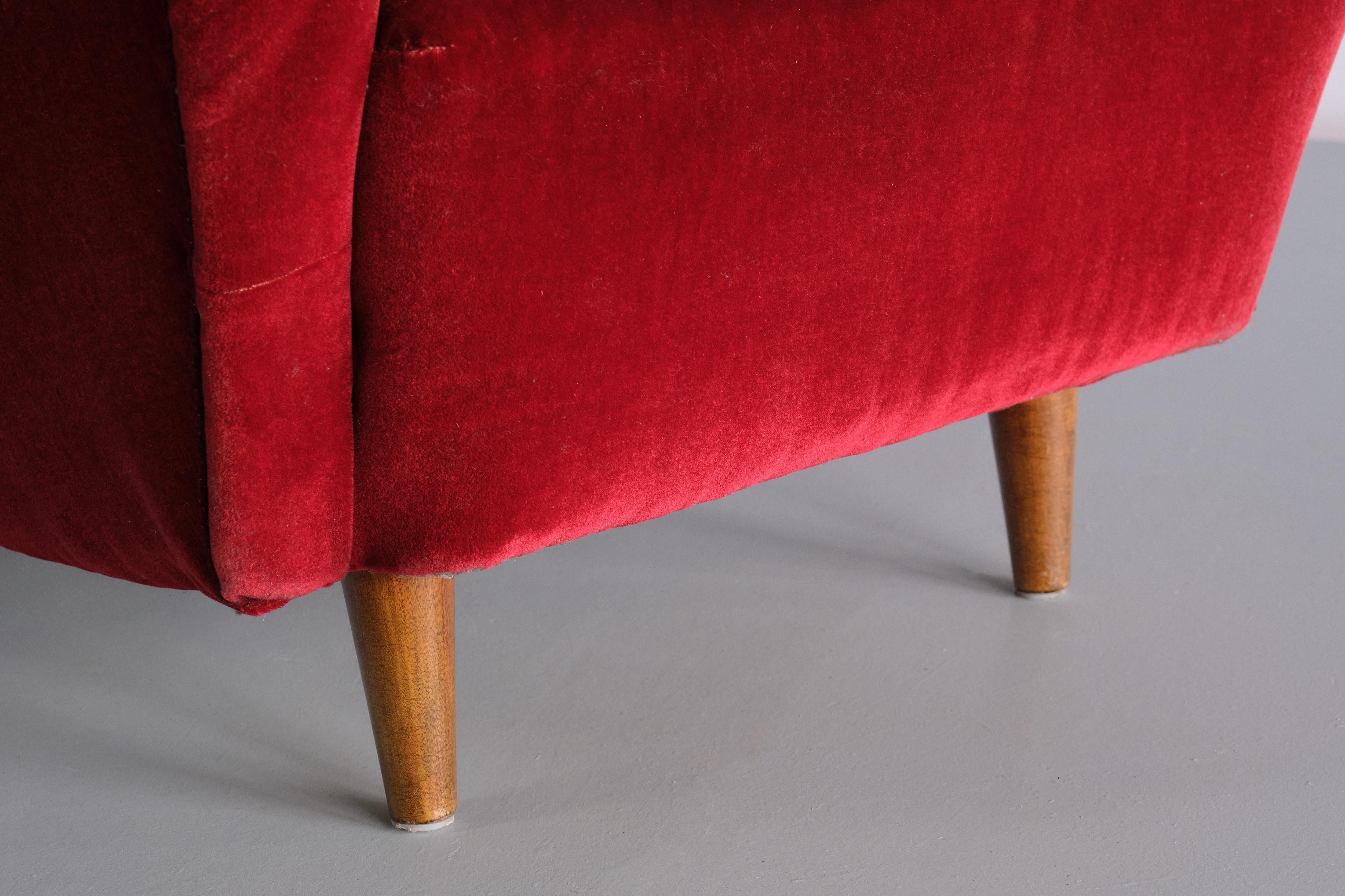 Otto Schulz Wingback Chair in Red Velvet and Beech, Boet, Sweden, 1946 4
