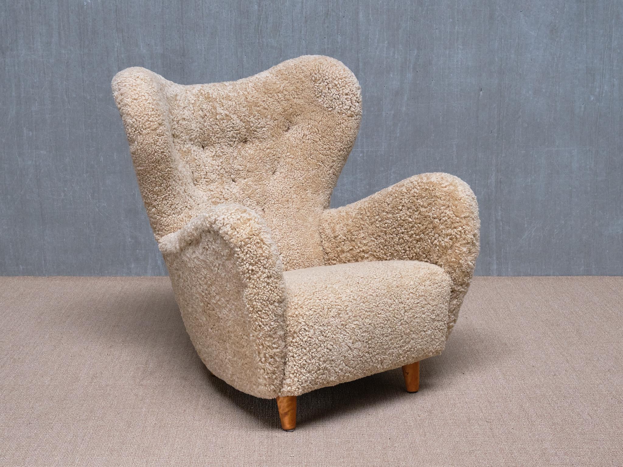 Otto Schulz Wingback Chair in Sheepskin and Birch, BOET, Sweden, 1946 For Sale 4
