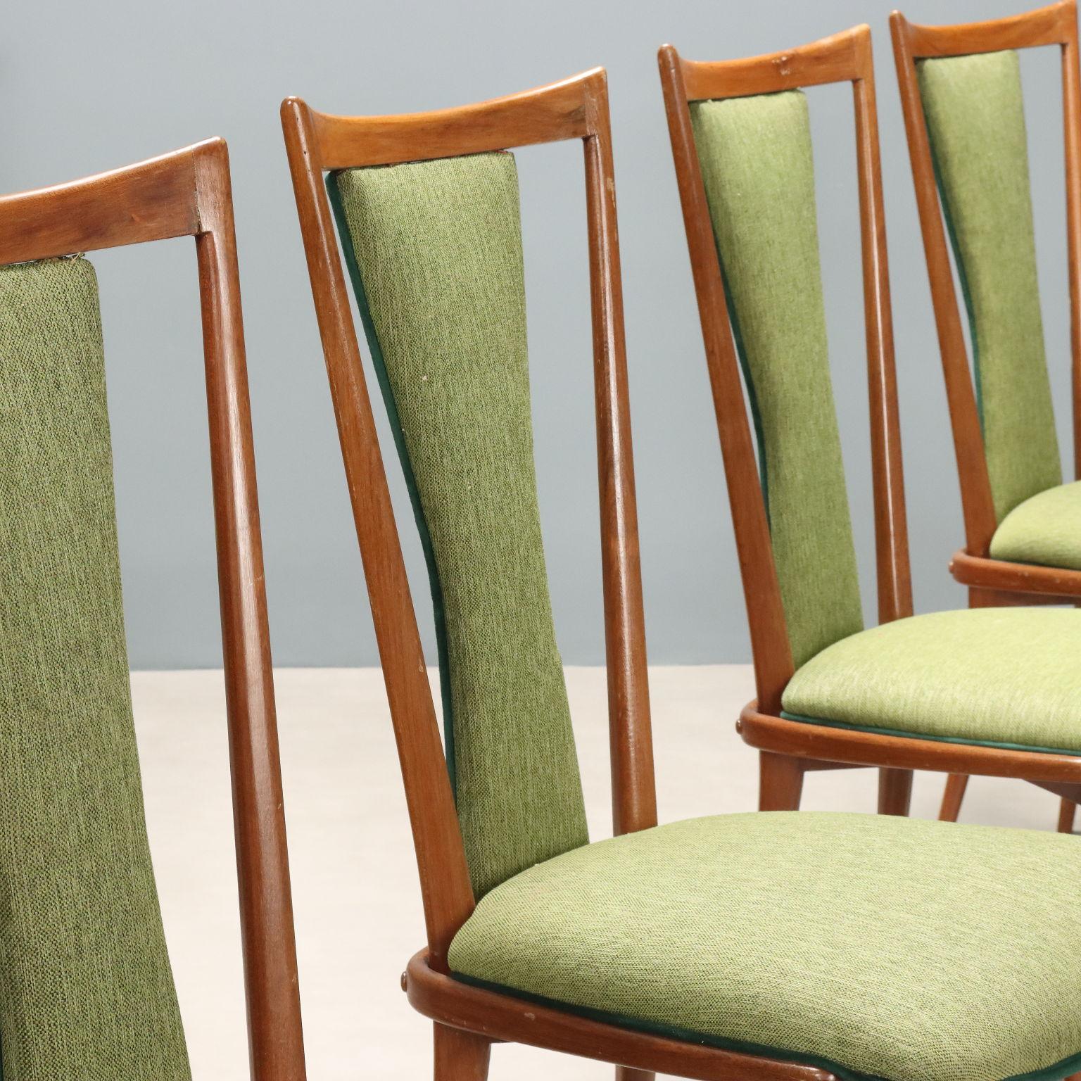 Eight Chairs 1960s In Good Condition For Sale In Milano, IT