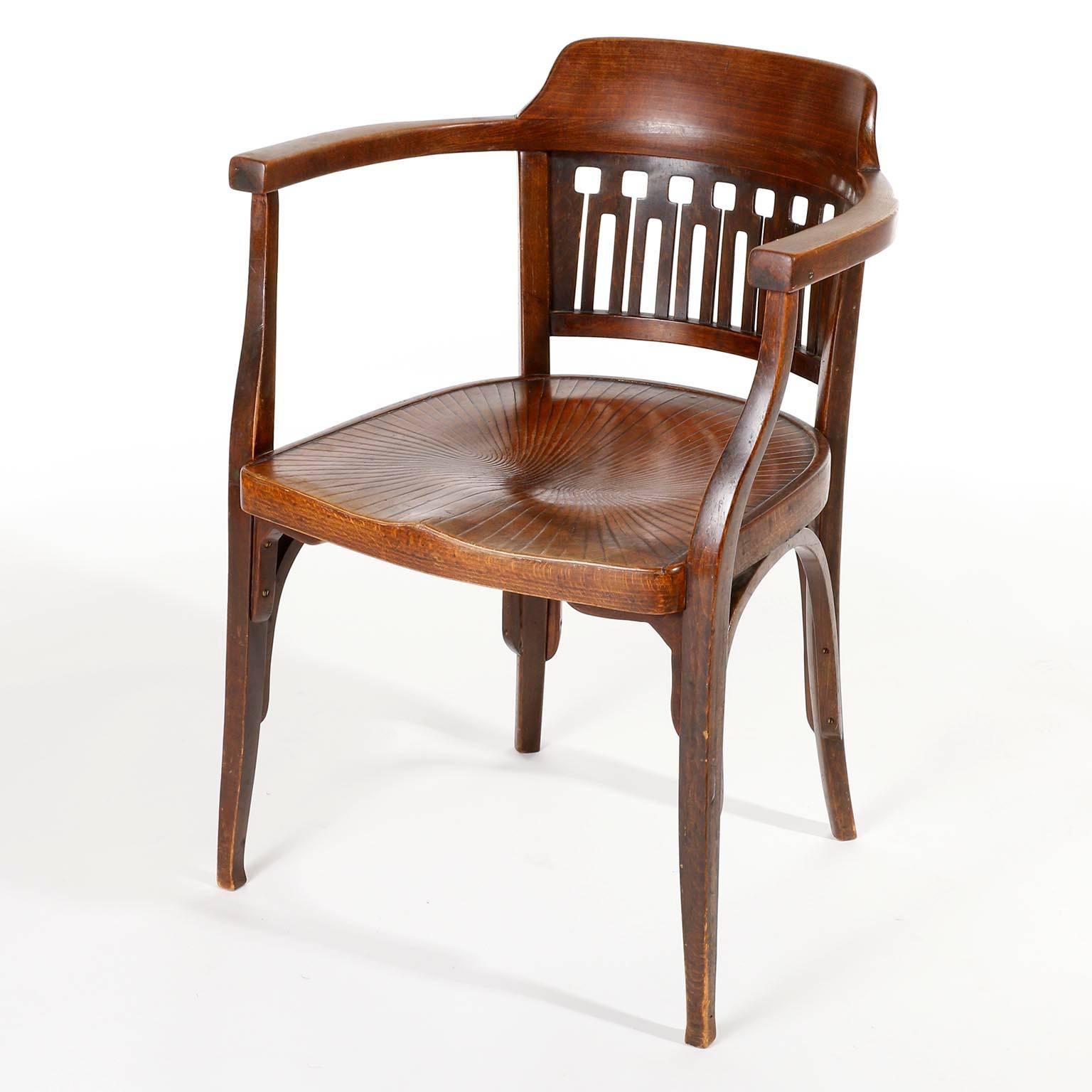 A Vienna Secession bentwood armchair by Otto Wagner and manufactured by Jacob & Josef Kohn (J. & J. Kohn), Austria, circa 1900.

This chair is an authentic piece which is in great original condition with nice patina. It is made of brown stained