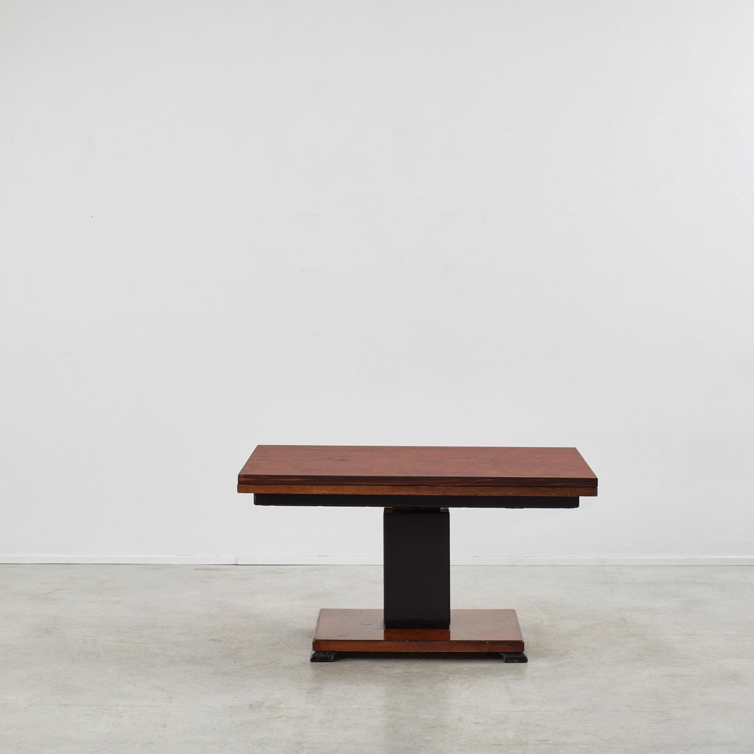 Table de salle à mangerdeal d'Otto Wretling, Suède, années 1930 Bon état - En vente à London, GB