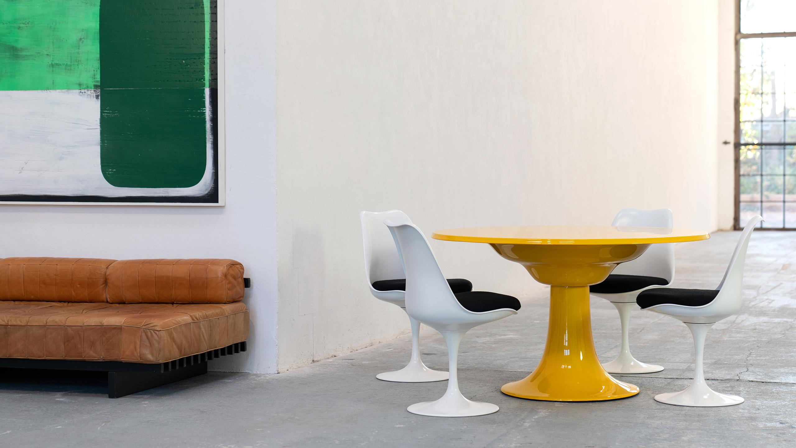 Mesa de comedor Otto Zapf 1967 by Zapfmöbel, Alemania en amarillo Mid Century Modern en venta 9