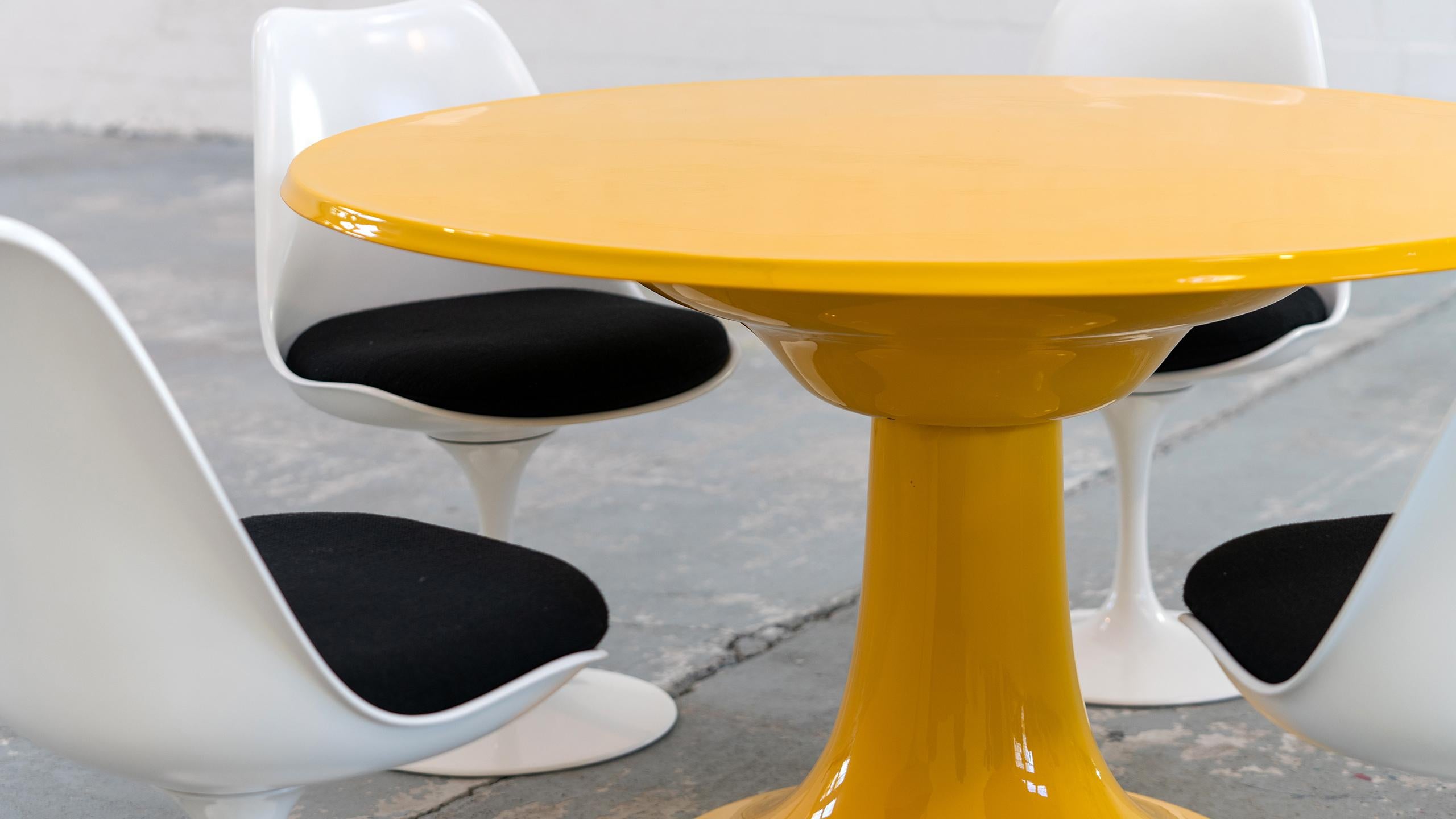 Mesa de comedor Otto Zapf 1967 by Zapfmöbel, Alemania en amarillo Mid Century Modern en Bueno estado para la venta en Munster, NRW