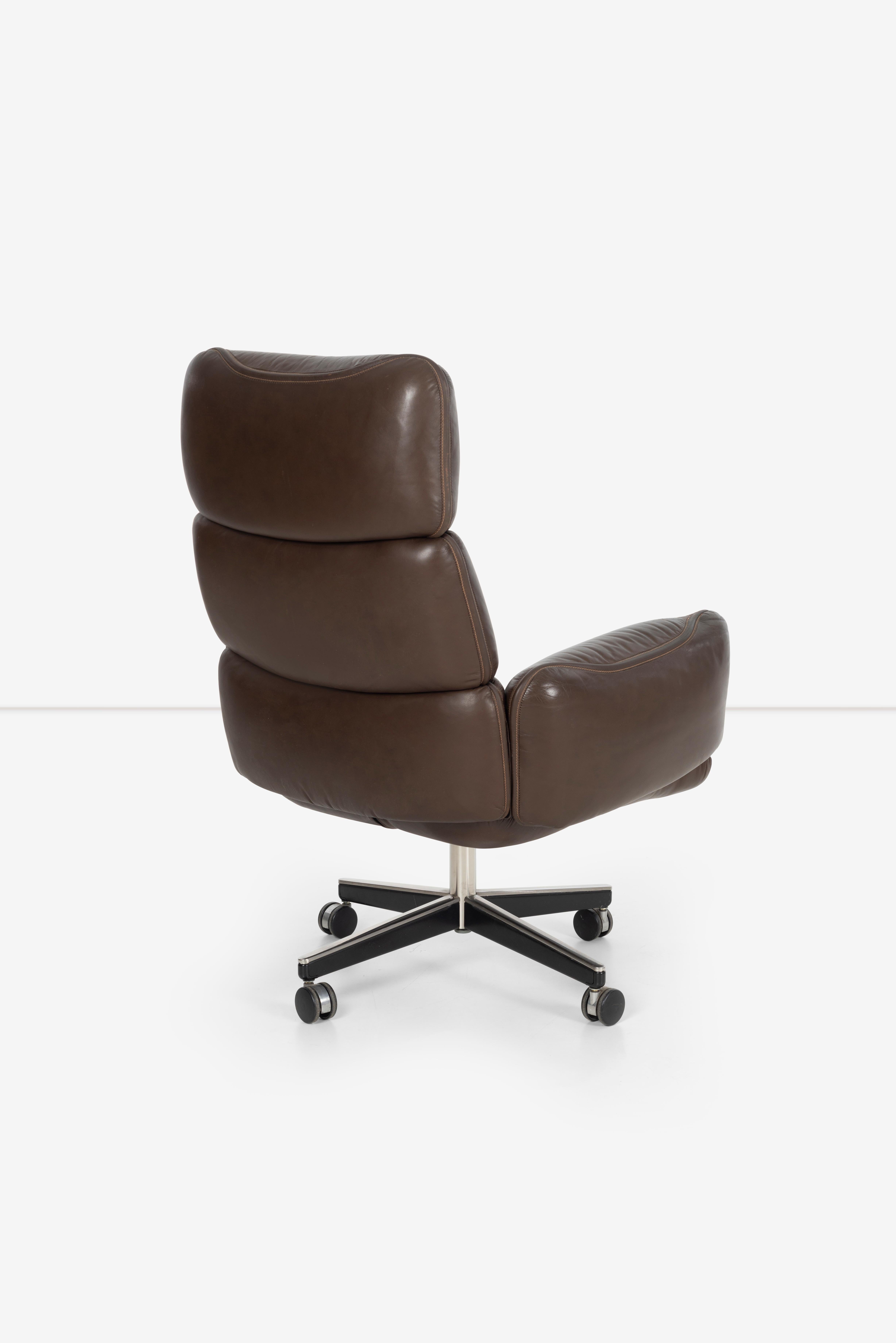 Otto Zapf Executive Chair In Good Condition For Sale In Chicago, IL