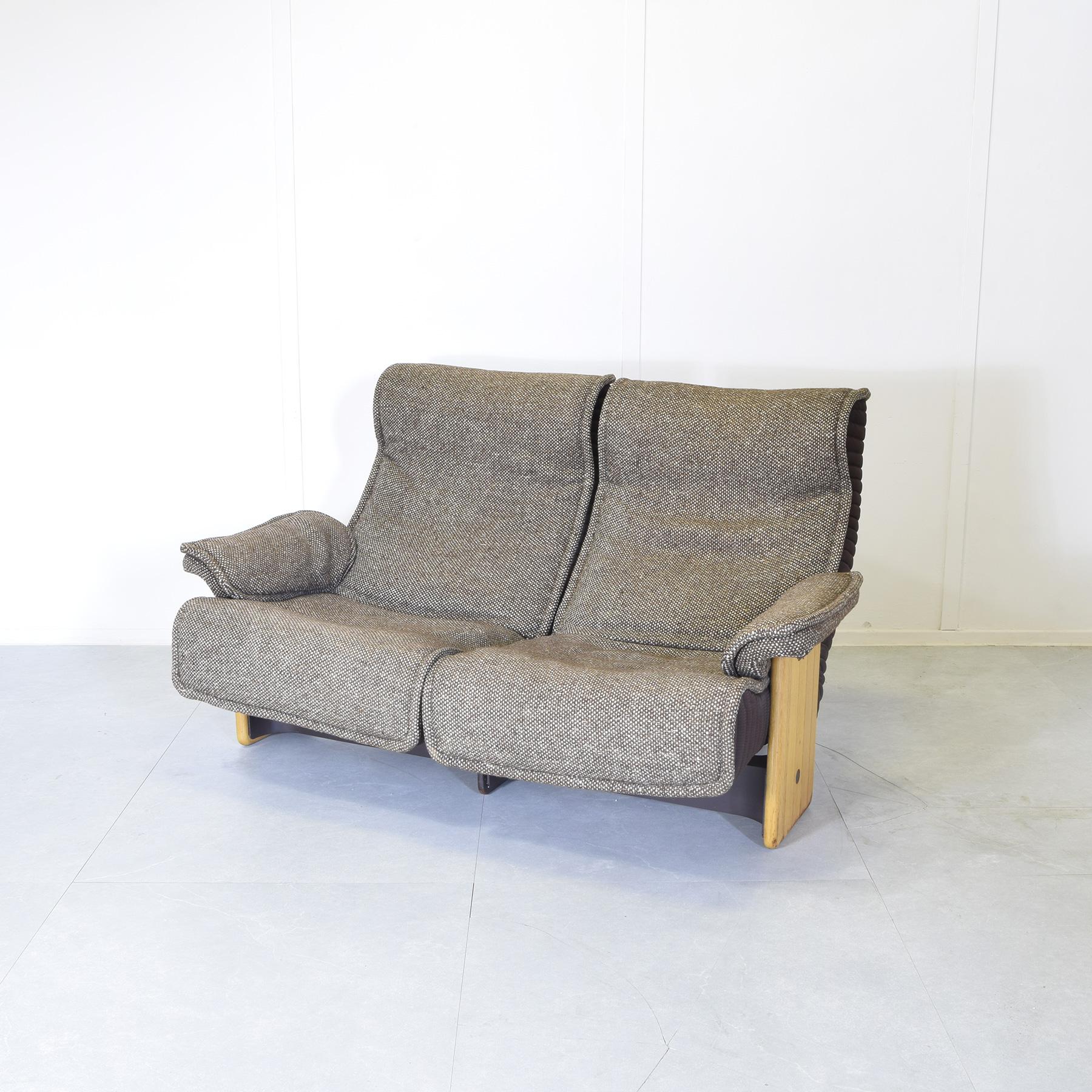 Mid-Century Modern Otto Zapf Follow Me sofa 1970s. For Sale