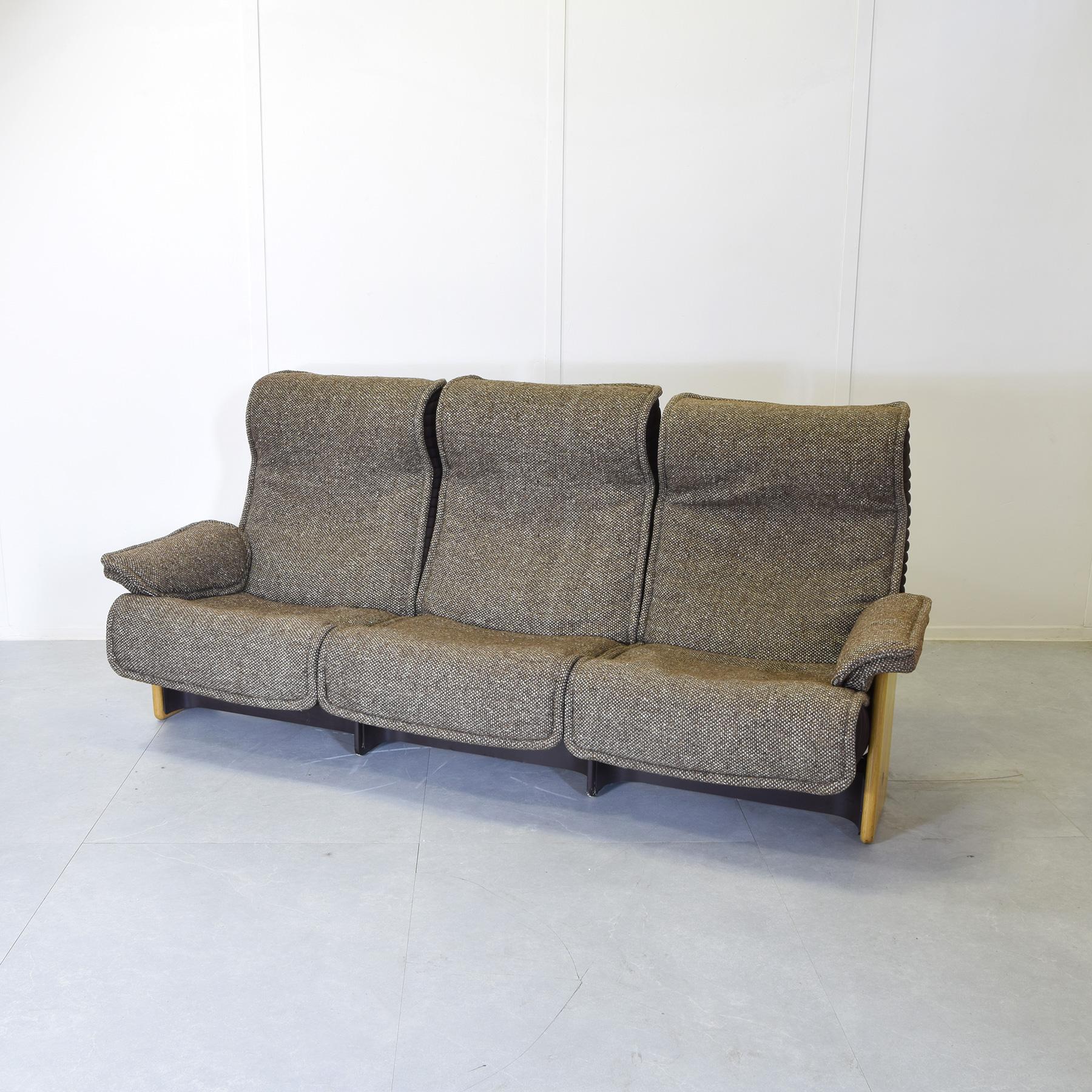 Unknown Otto Zapf Follow Me sofa 1970s. For Sale