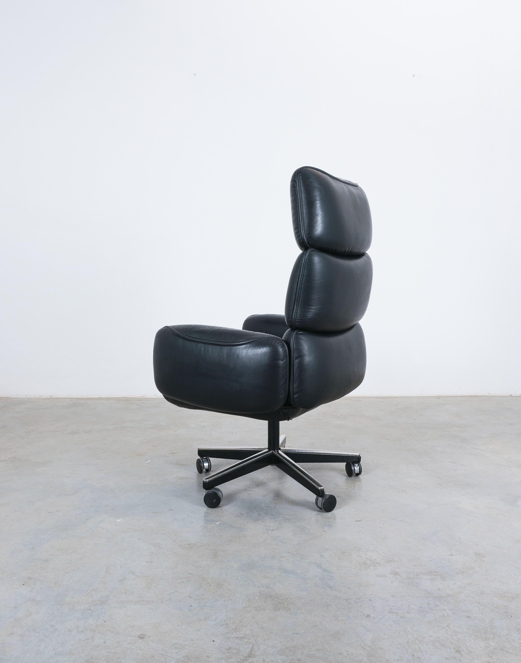 Otto Zapf Para Knoll Silla de escritorio de cuero con respaldo alto negro finales del siglo XX en venta