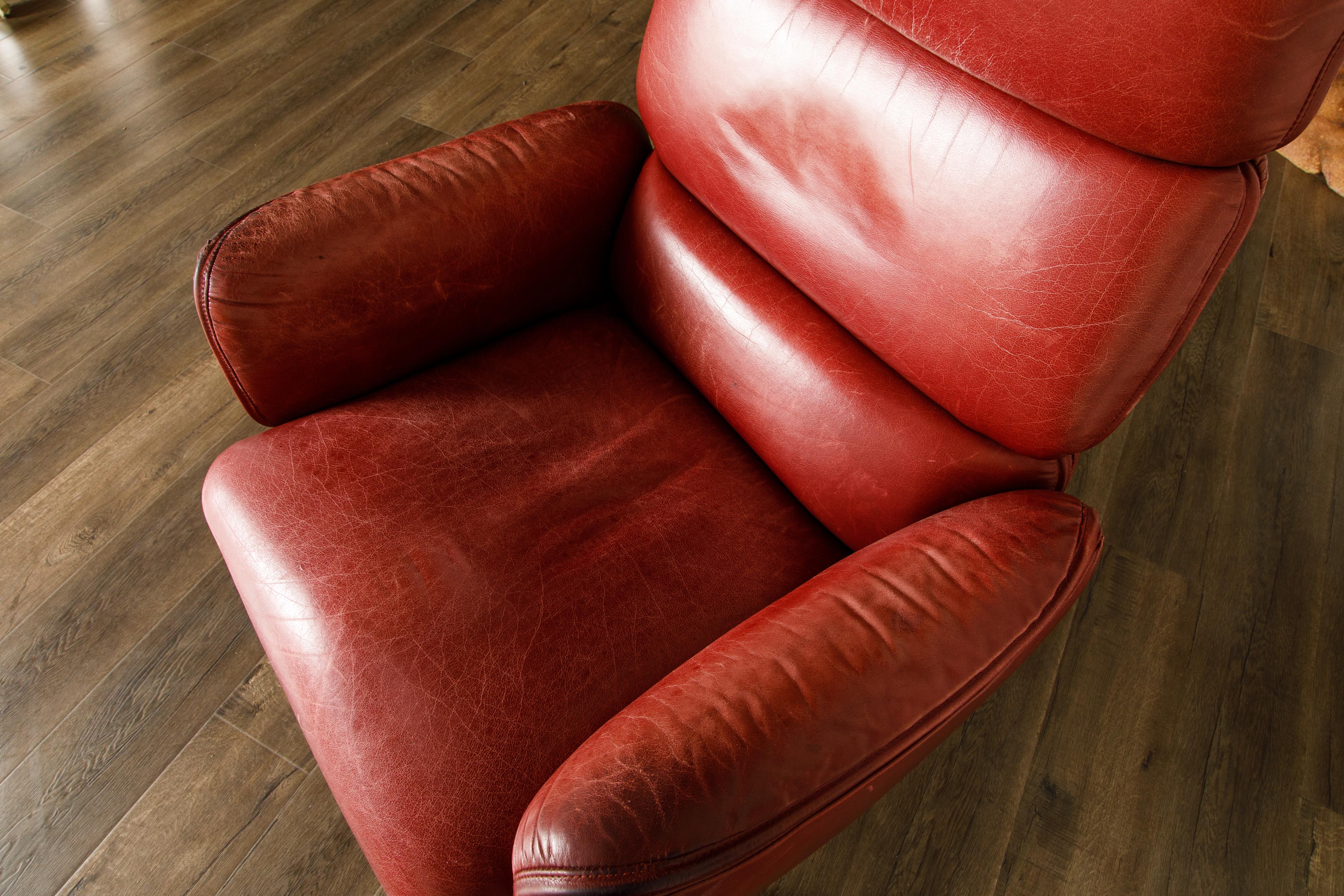 Otto Zapf for Knoll International Highback Executive Leather Desk Chair, Signed 9