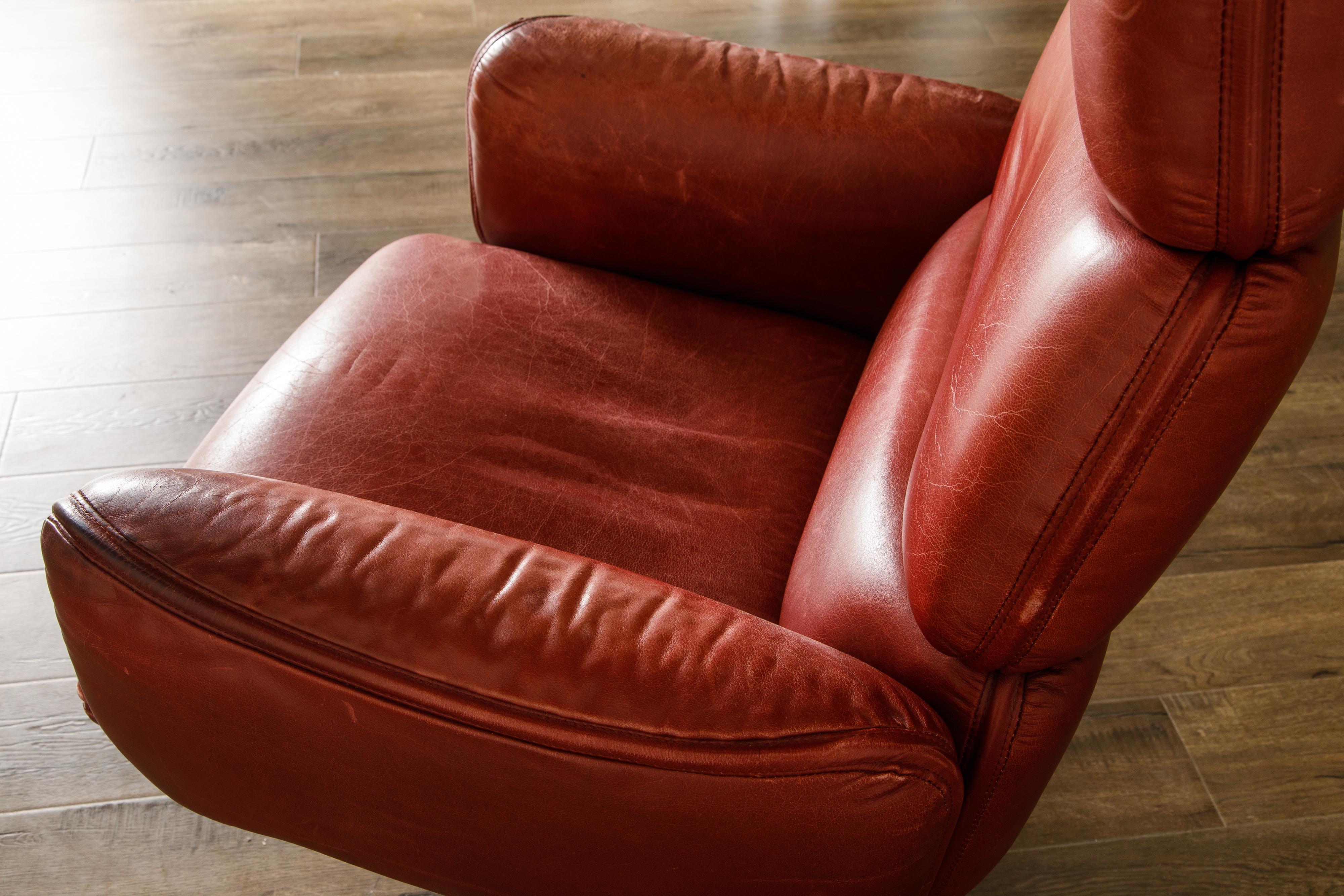Otto Zapf for Knoll International Highback Executive Leather Desk Chair, Signed 10
