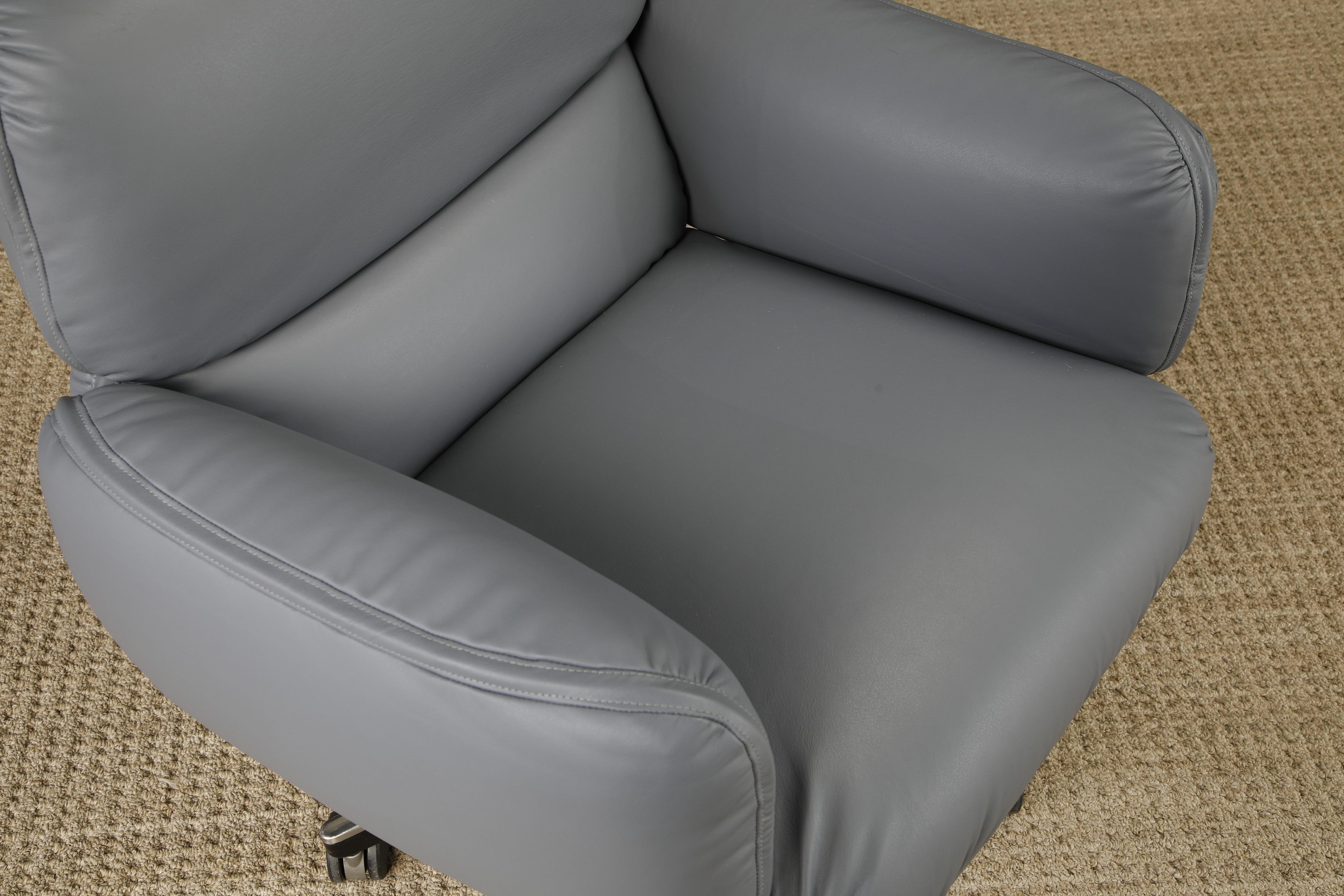 Otto Zapf für Knoll International Leder- Chefsessel, ca. 1985, neu gepolstert im Angebot 1