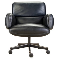 Chaise de gestion en cuir Otto Zapf pour Knoll International, vers 1985, signée 