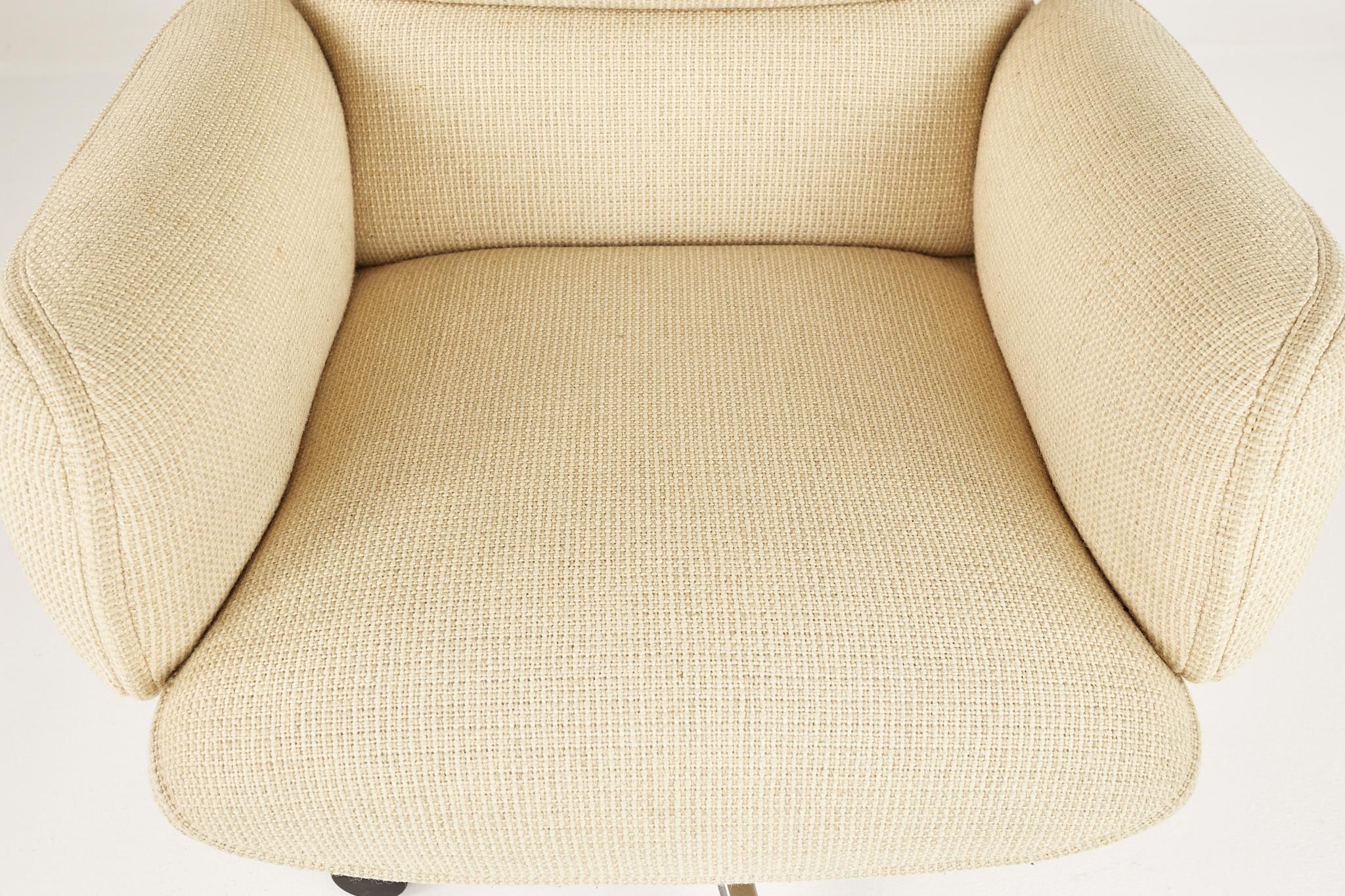 Otto Zapf for Knoll Mid Century Upholstered Office Chair In Good Condition In Countryside, IL