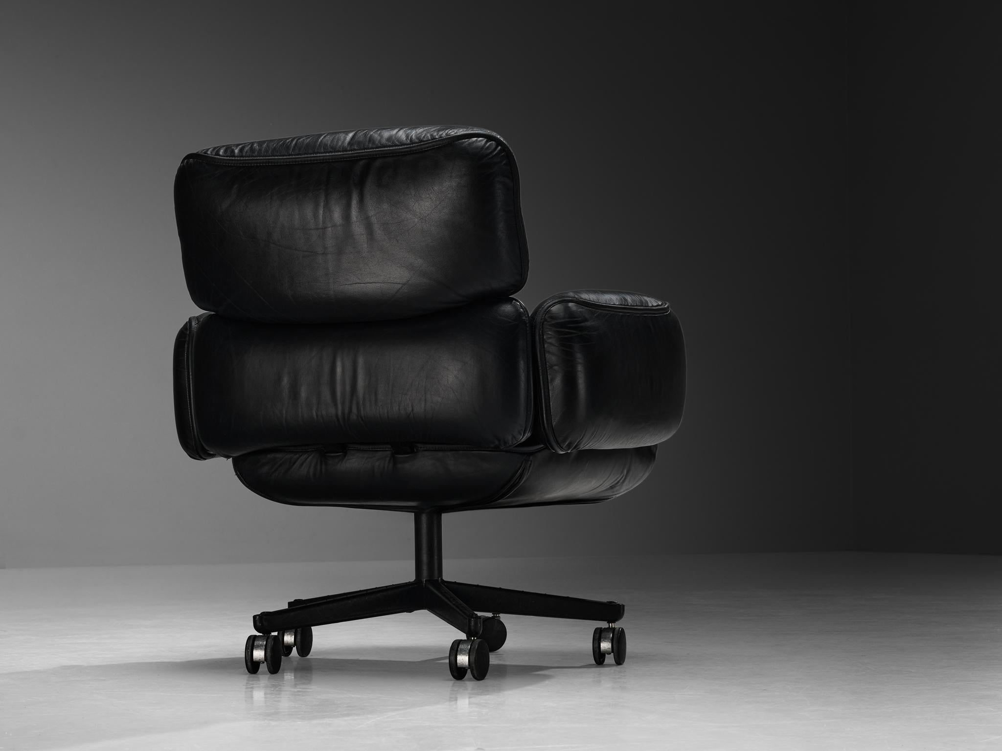 Americano Sedia girevole da scrivania Otto Zapf per Knoll in pelle nera in vendita
