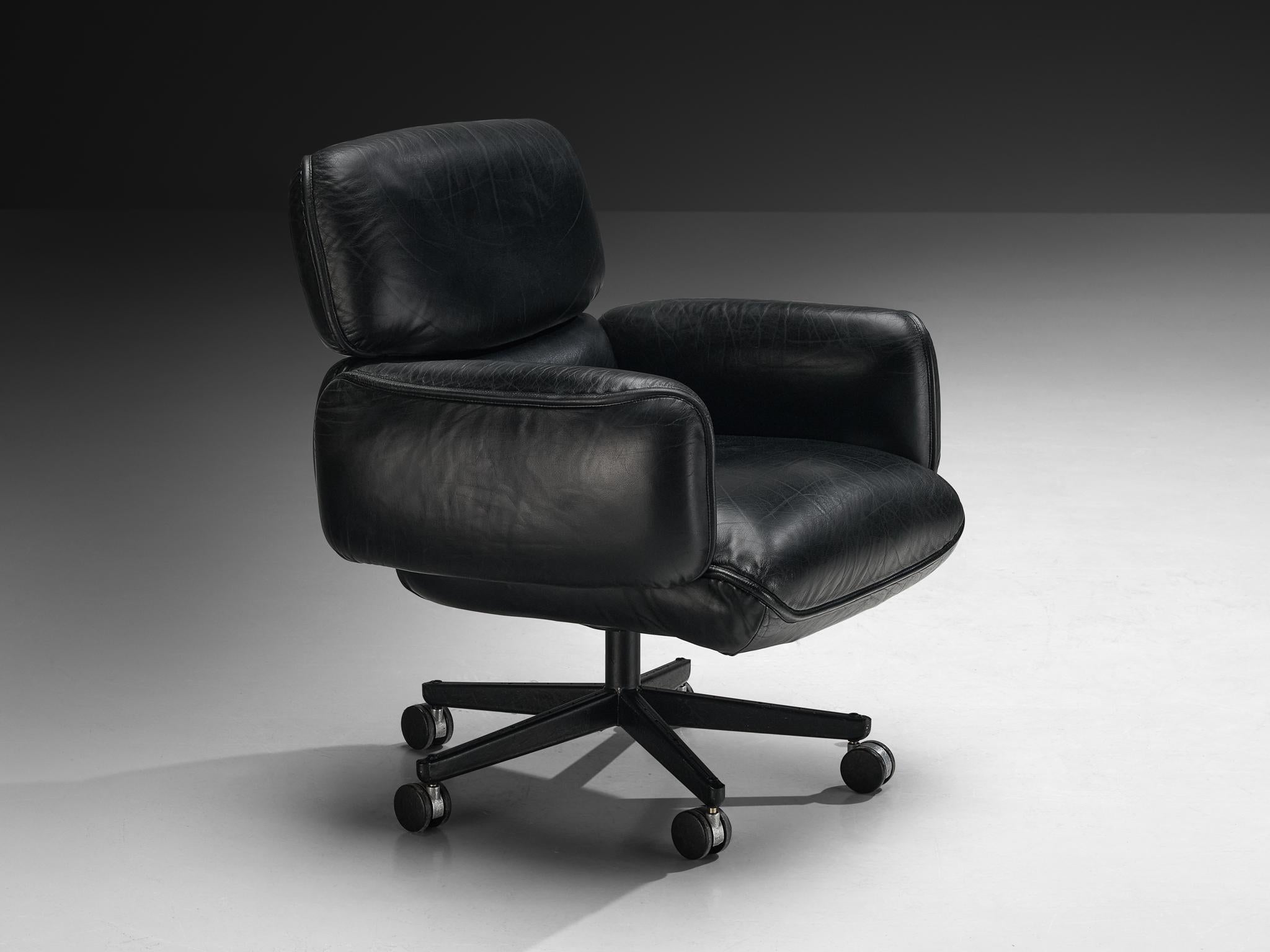 Sedia girevole da scrivania Otto Zapf per Knoll in pelle nera in vendita 1