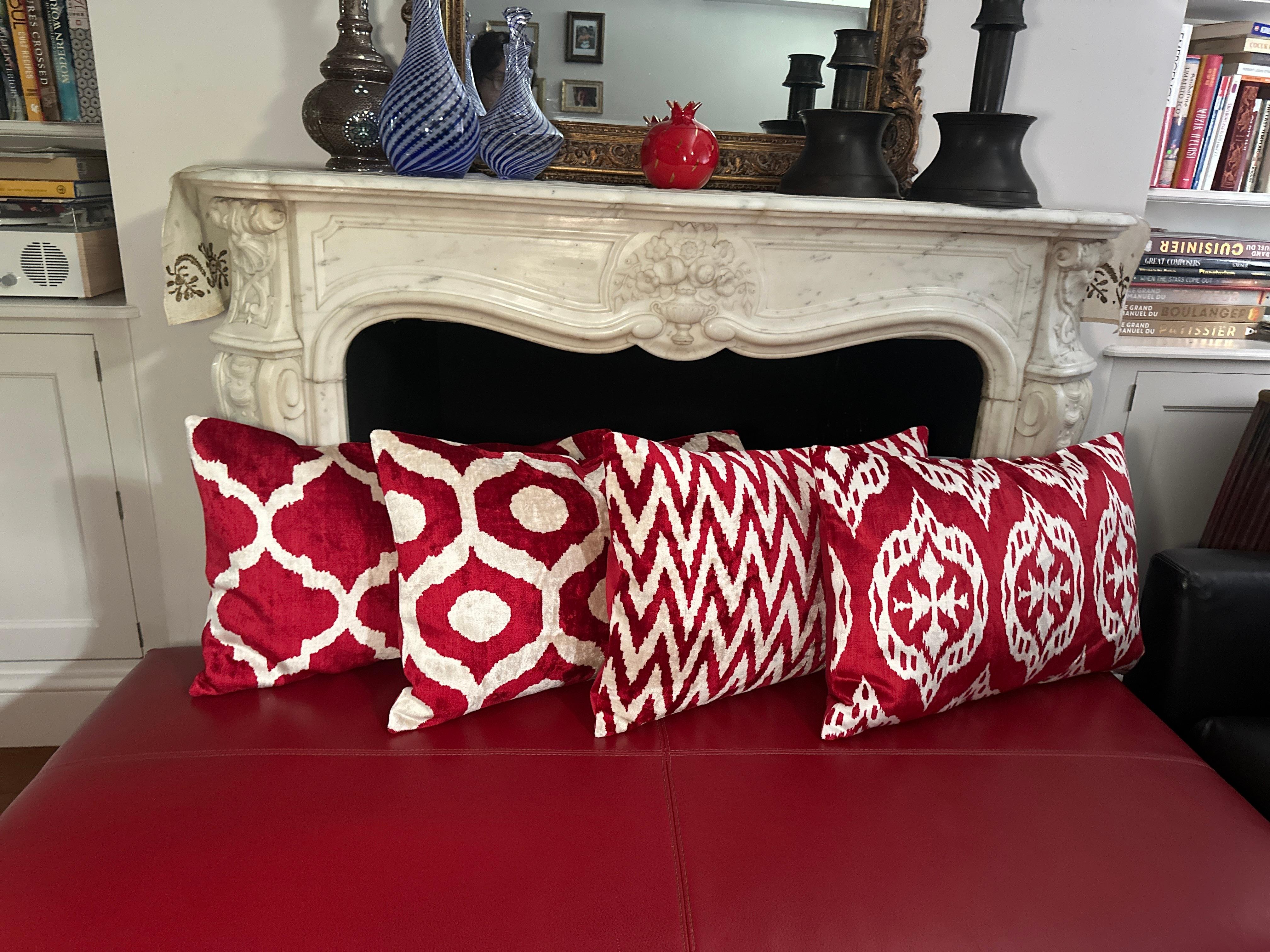 Hand-Crafted Ottoman Antique Motif Silk Handwoven Silk Velvet Cushion For Sale