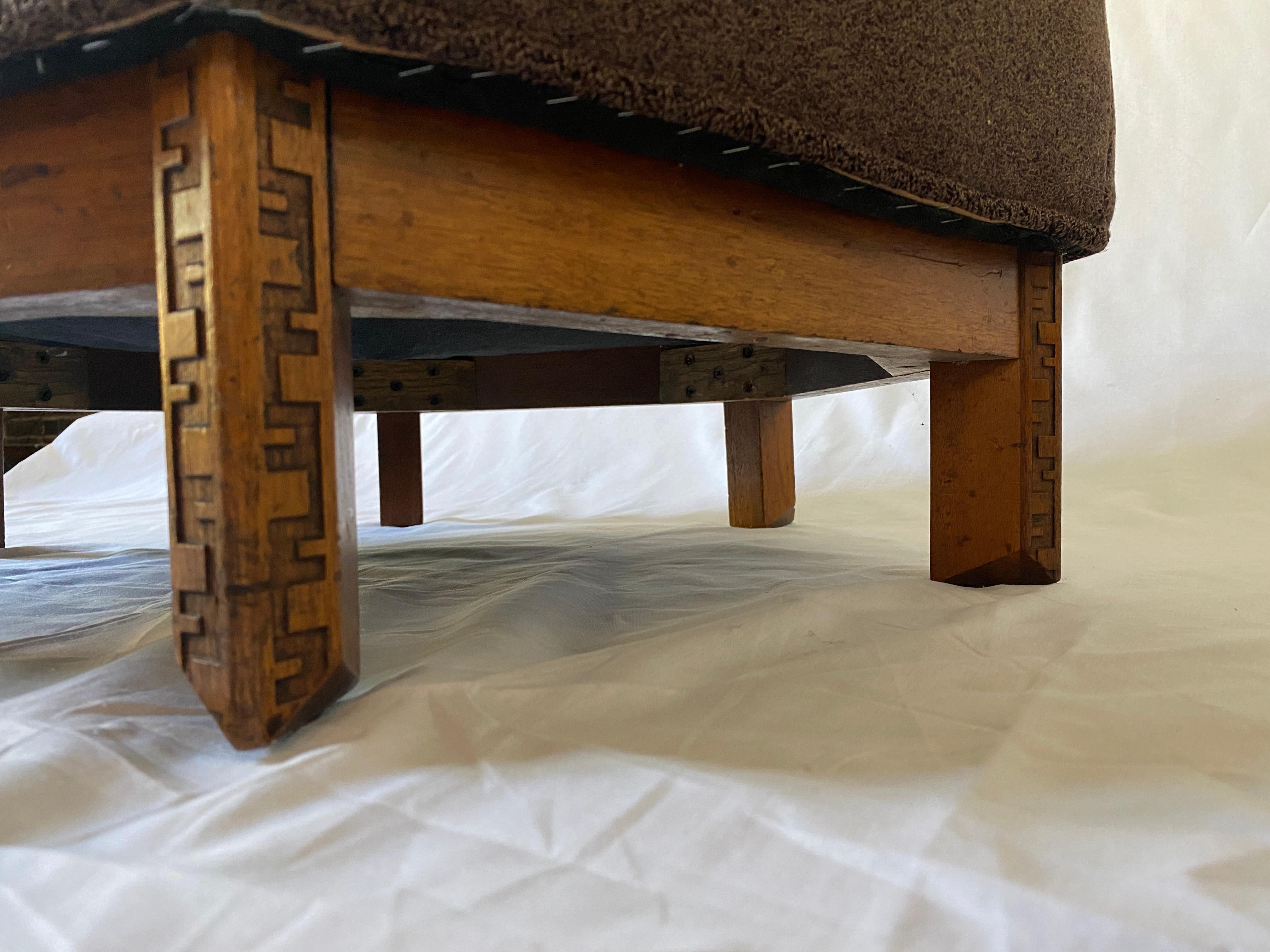 Ottoman by Frank Lloyd Wright for Henredon In Good Condition For Sale In Denver, CO