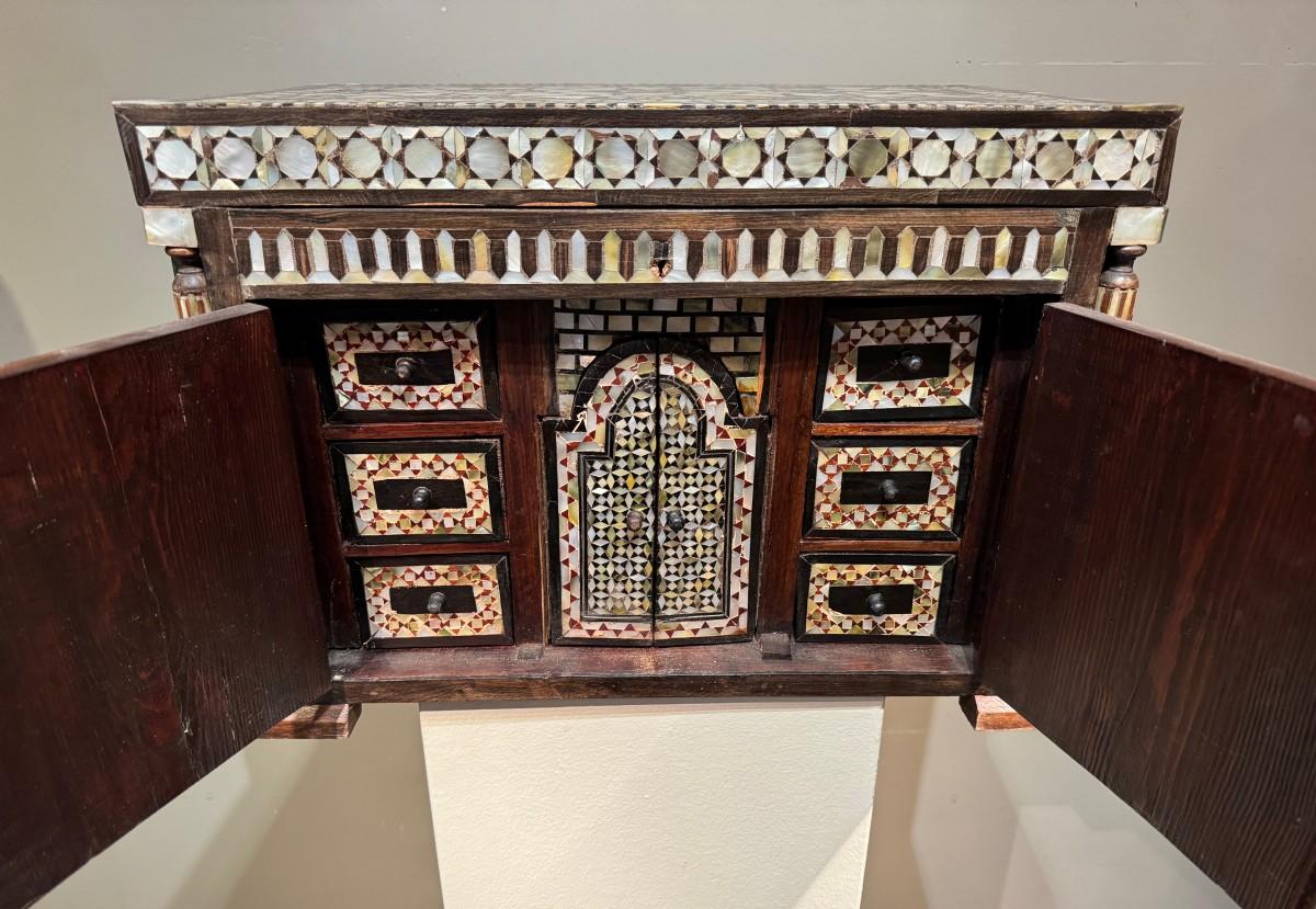 Ottoman Cabinet in Mother-of-pearl Inlay, Syria, circa 1920 1