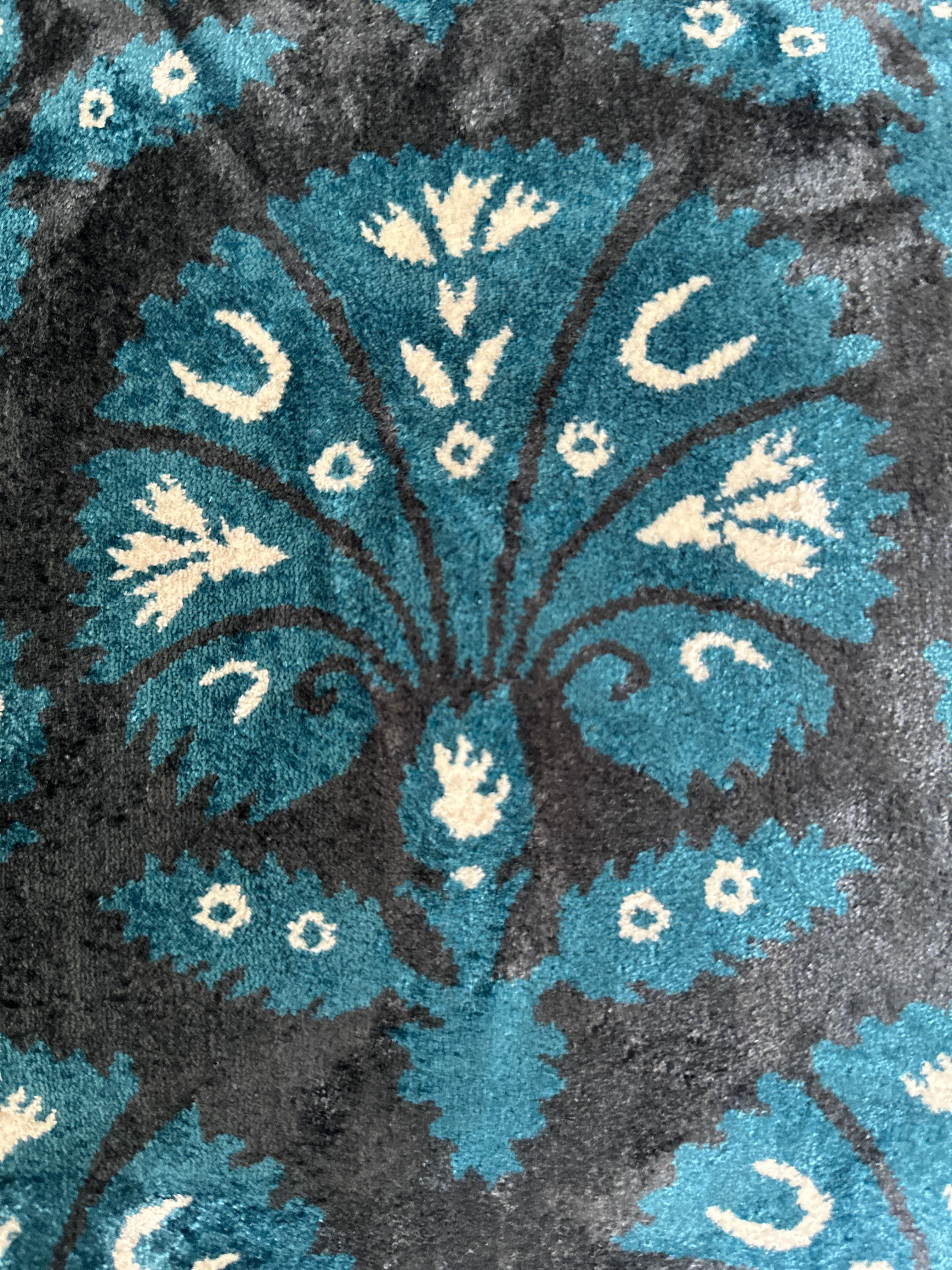 Other Ottoman Carnation Silk Handwoven and Hand Dyed Velvet Cushion For Sale