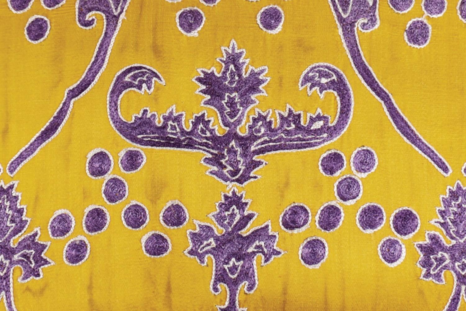The Ottoman Chintamani Motif Suzani Hand-Embroidered Cushion is a stunning blend of history, artistry, and craftsmanship. The Chintamani motif is one of the most iconic symbols of Ottoman textile design, representing power, strength, and prosperity.
