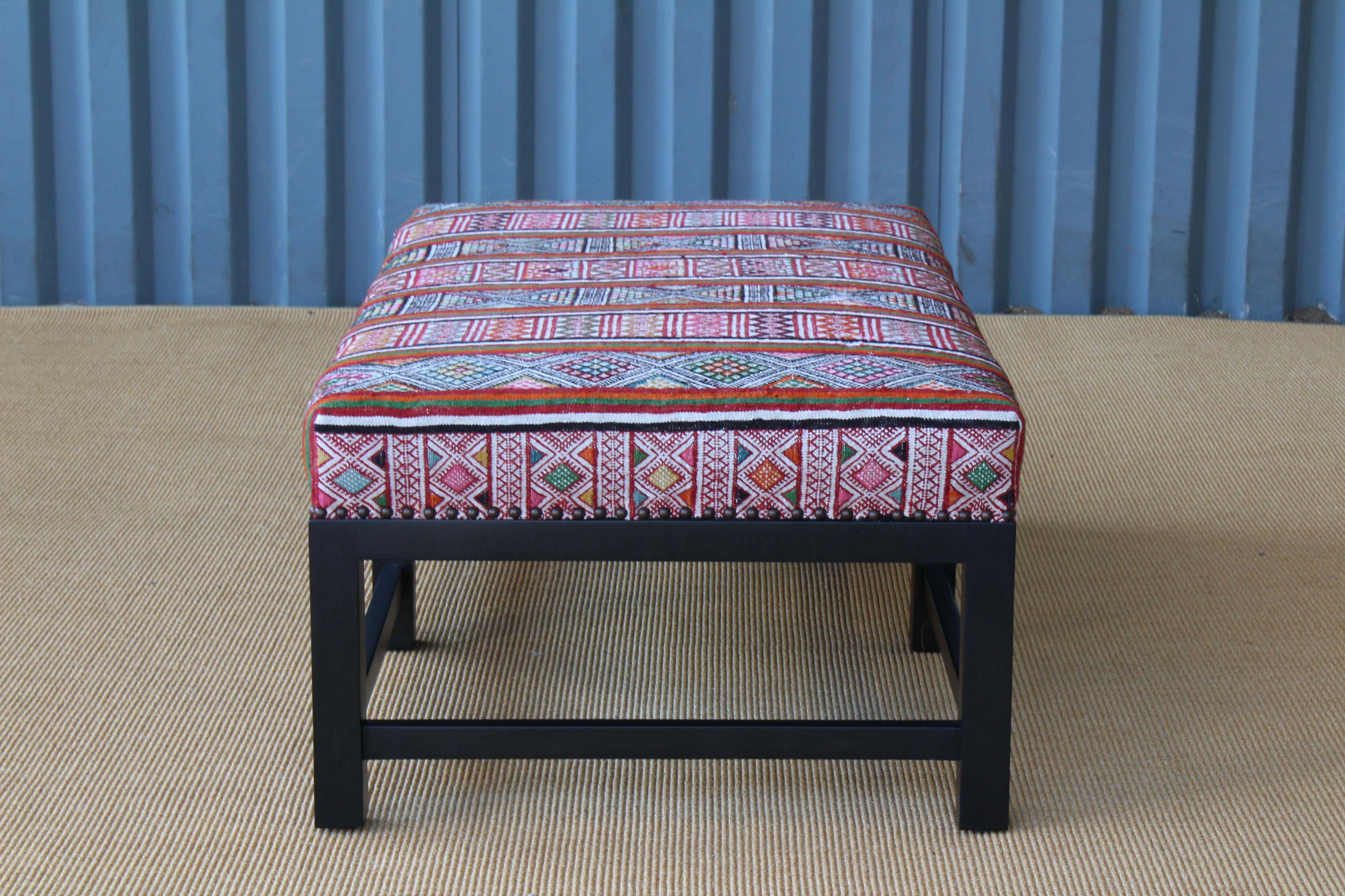 Ottoman in a Upholstered in Vintage Textile In Excellent Condition In Los Angeles, CA