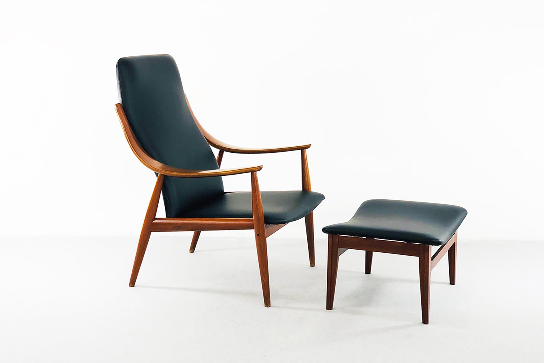 Mid-Century Modern Ottoman and Lounge Chair by Peter Hvidt for France & Son