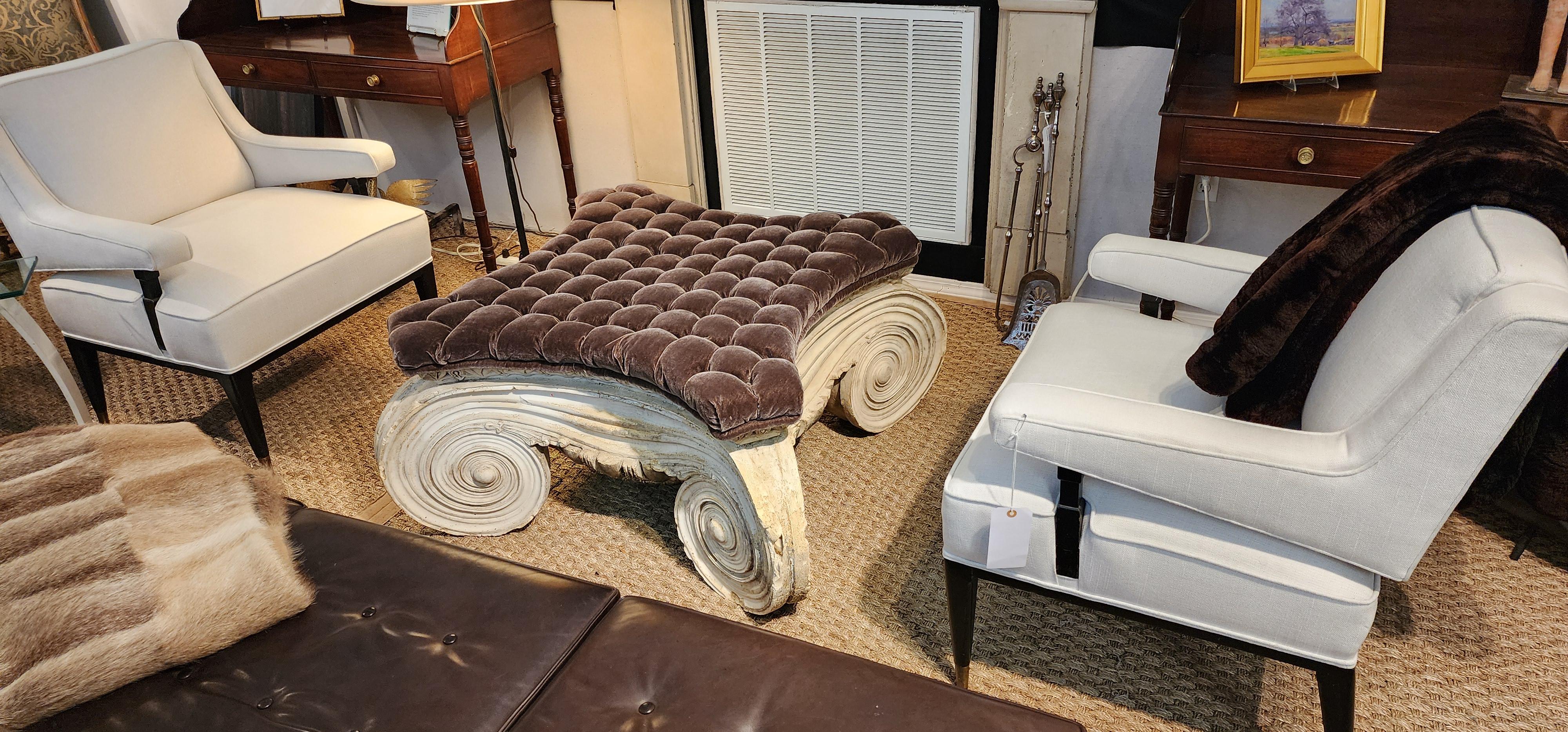 Grand pouf en grès architectural du 19ème siècle en vente 3